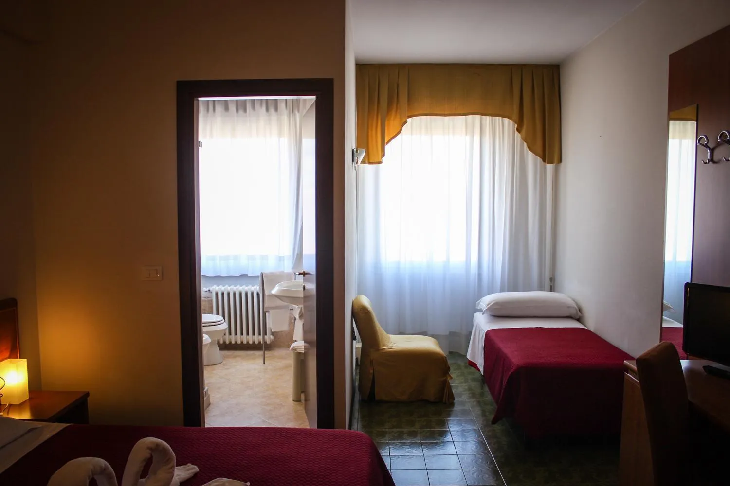 Bedroom, Bed in Hotel Centrale