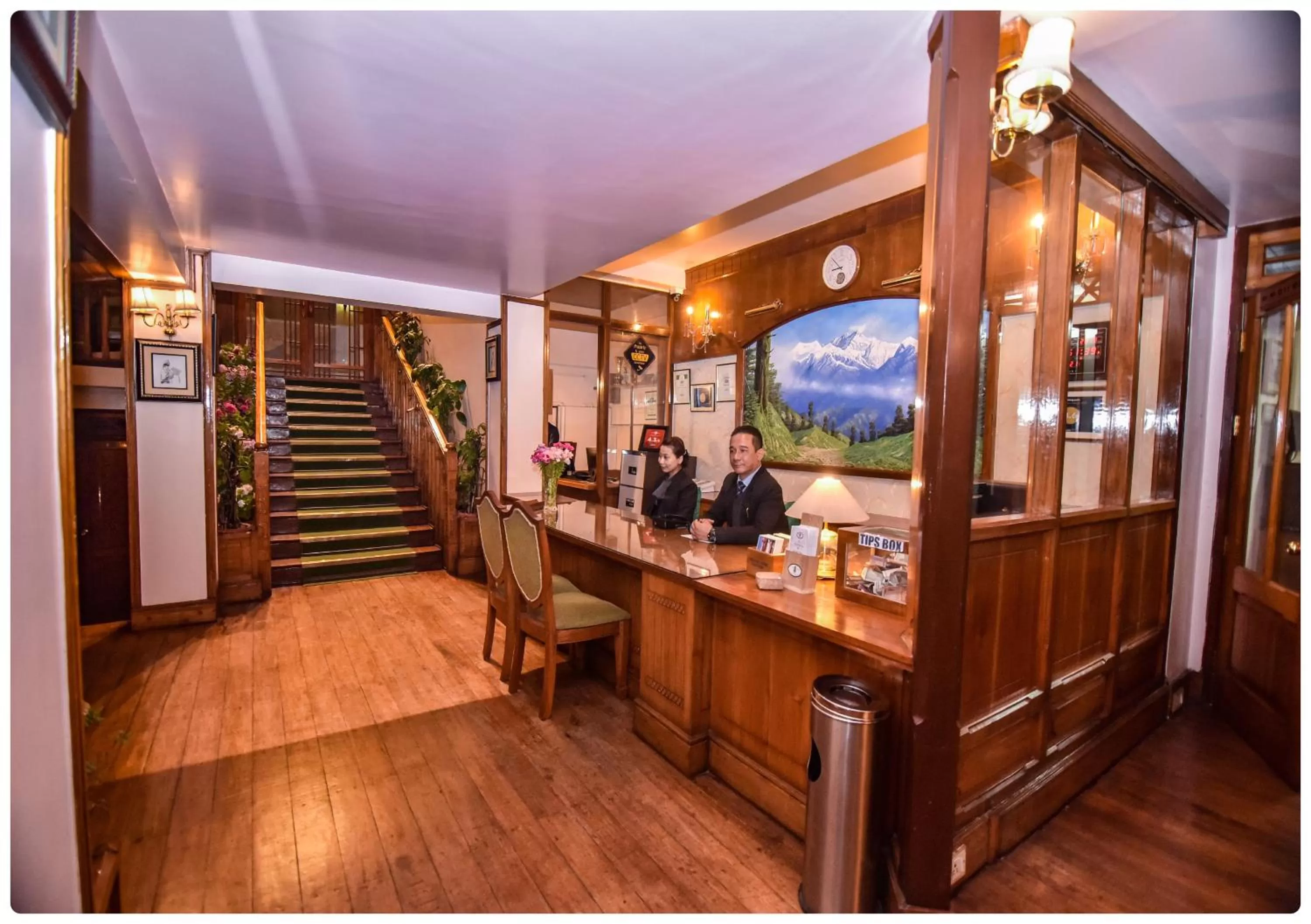 Lobby or reception in Cedar Inn