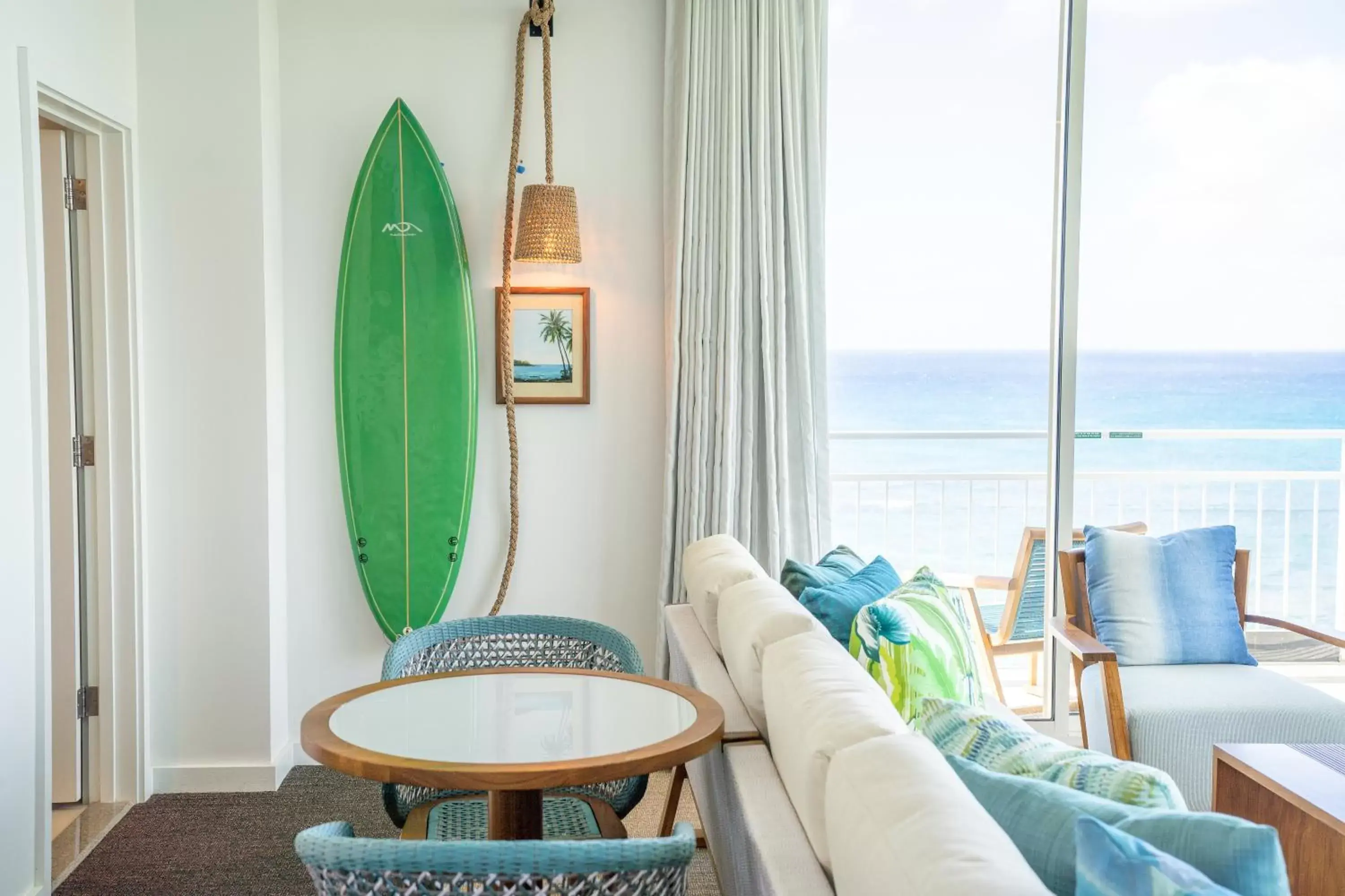 Living room in Kaimana Beach Hotel