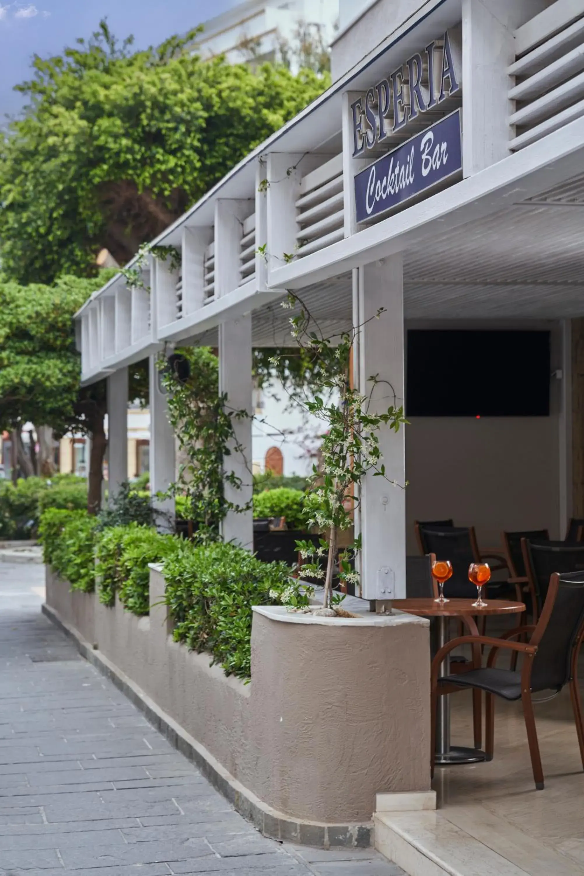 Property building in Esperia City Hotel Property building in Esperia City Hotel