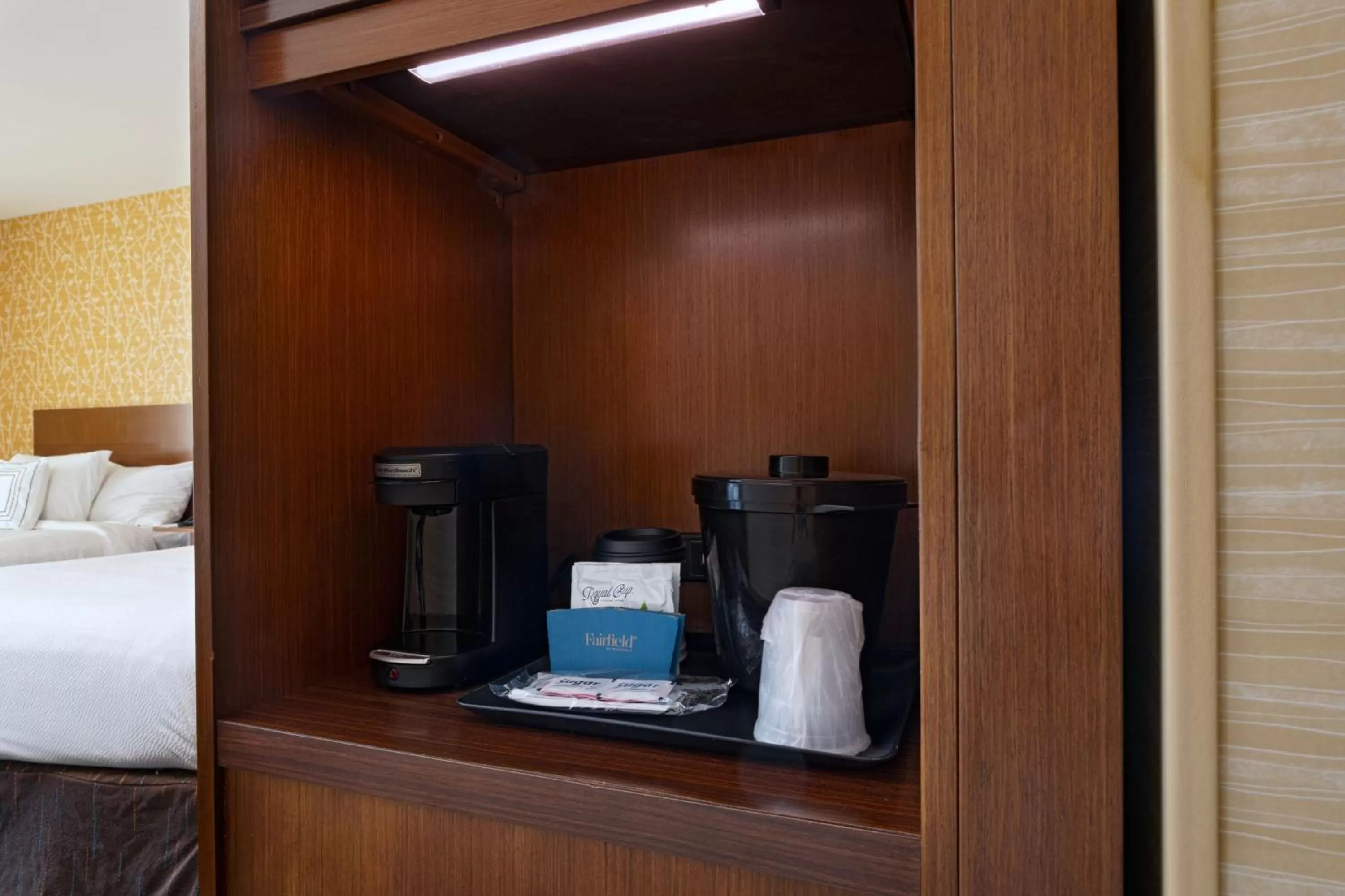 Photo of the whole room, Bed in Fairfield Inn & Suites Houston Richmond