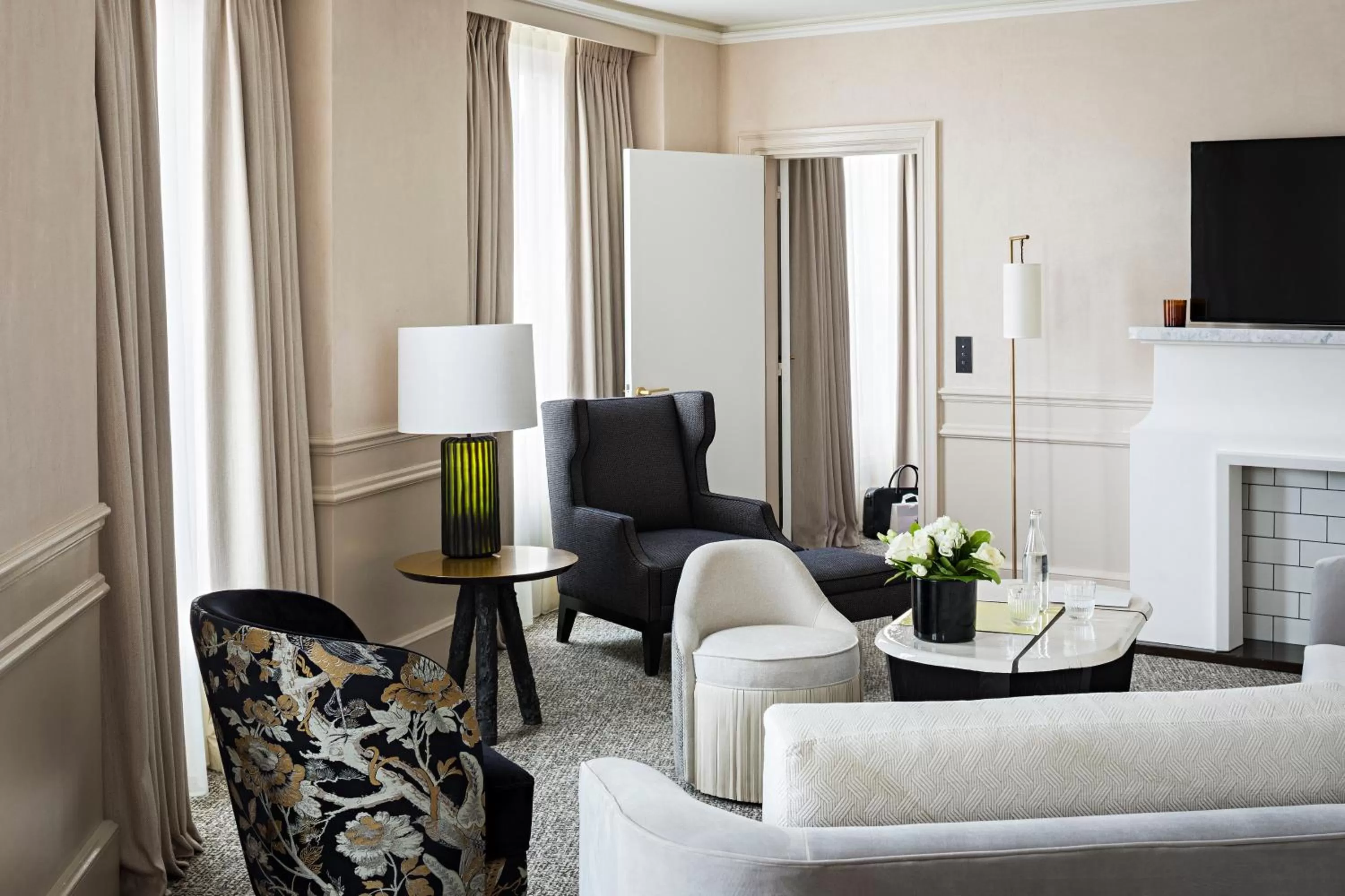 Living room in Sofitel Le Scribe Paris Opera