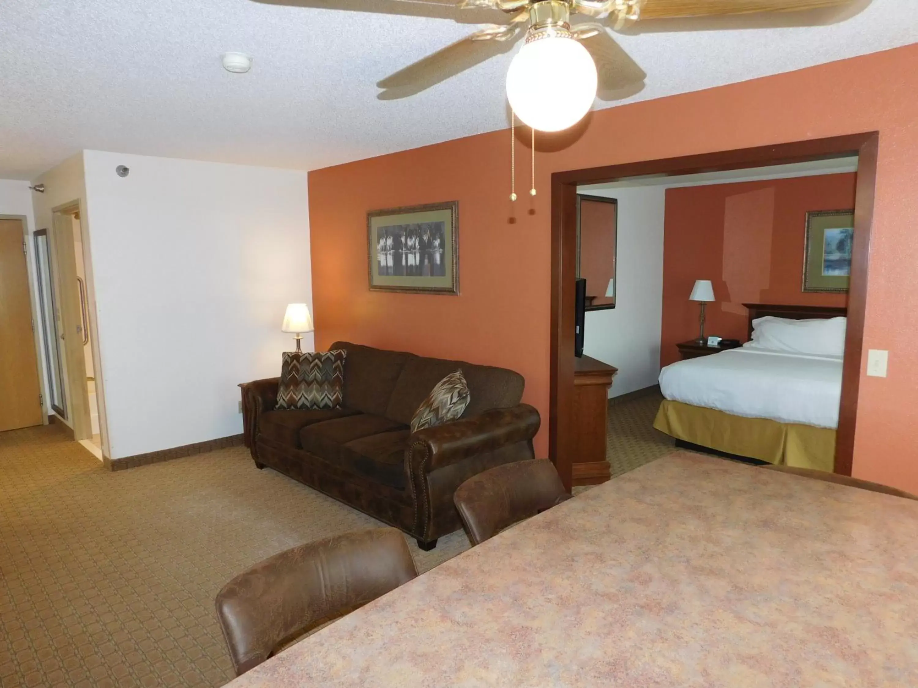 Photo of the whole room in Americinn by Wyndham Ogallala