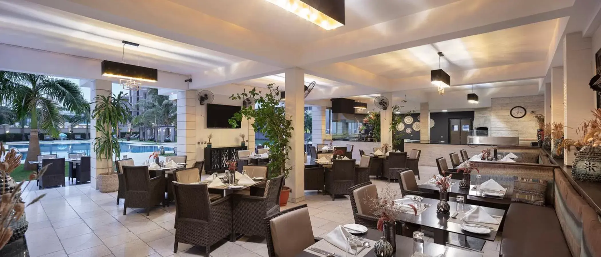 Restaurant/Places to Eat in Fraser Suites Abuja