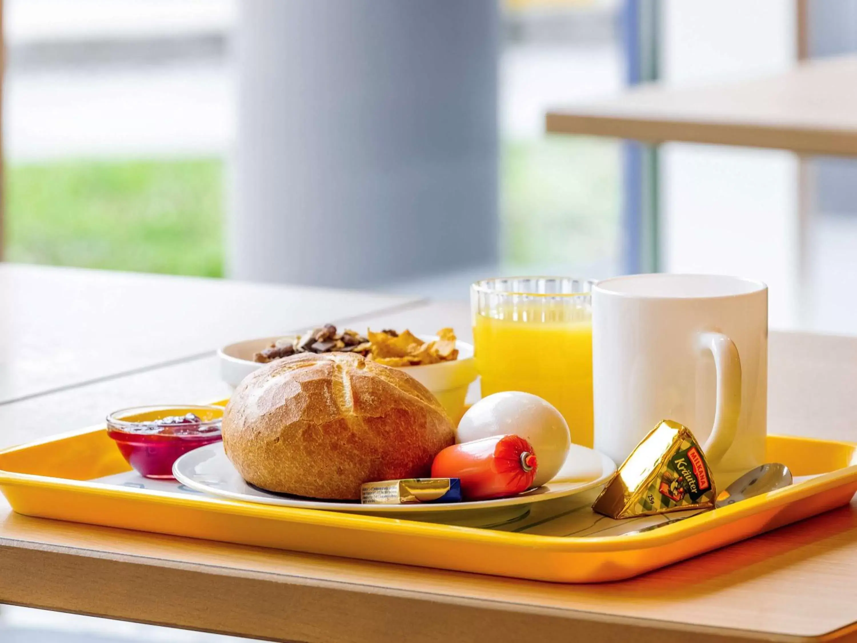 Restaurant/places to eat, Breakfast in ibis budget Aachen Raeren Grenze