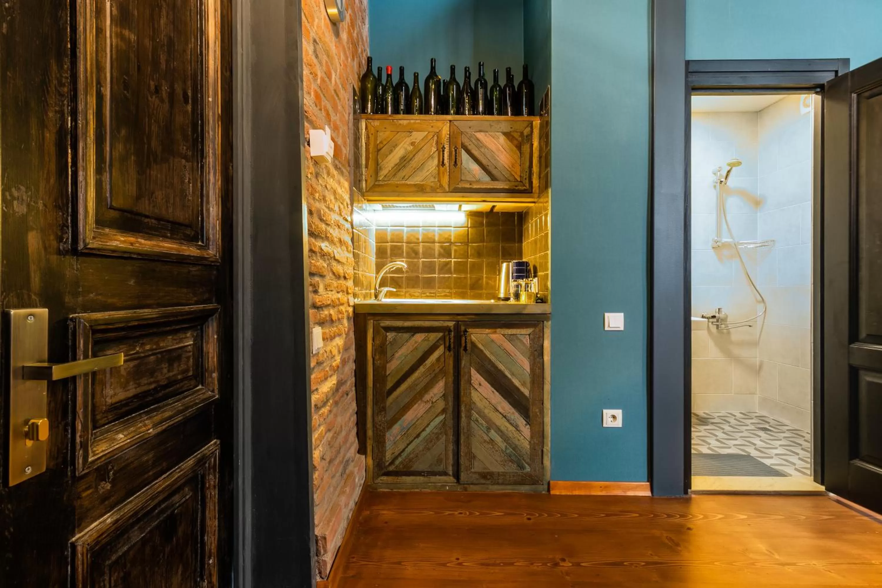 Photo of the whole room in 3 Heritage Rooms