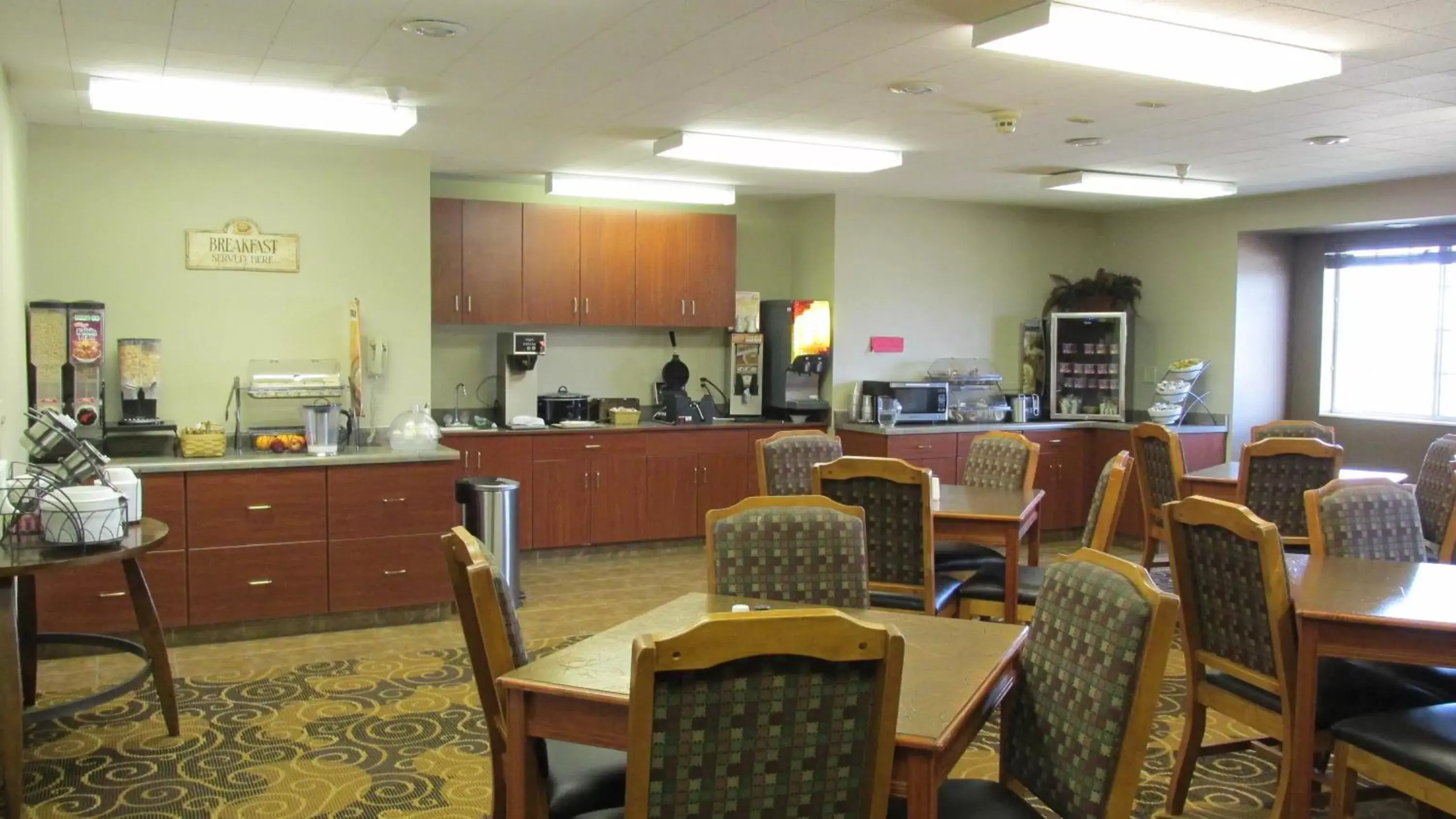 Restaurant/Places to Eat in Microtel Inn & Suites by Wyndham Rapid City