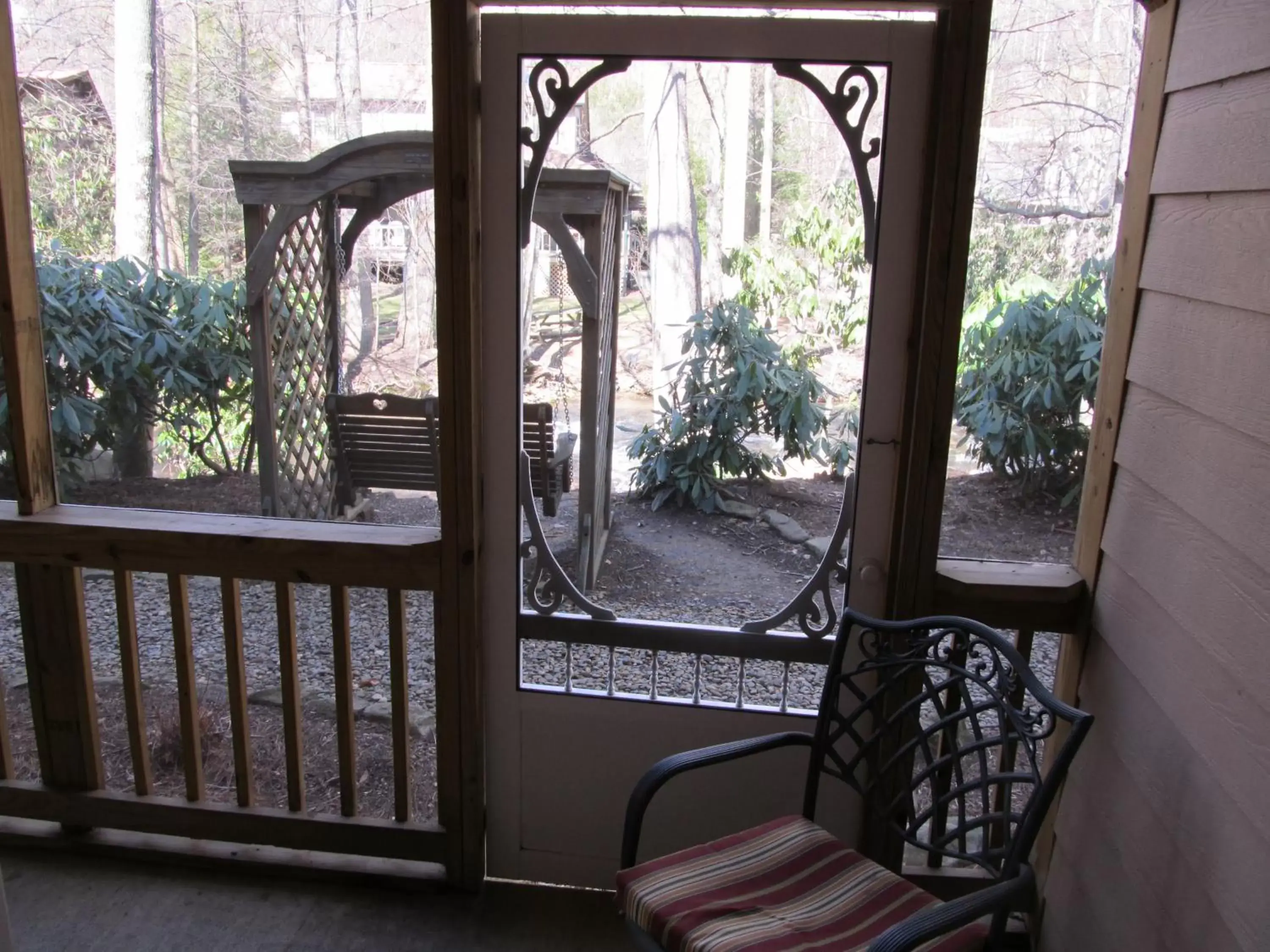 Facade/entrance in Jonathan Creek Inn and Villas