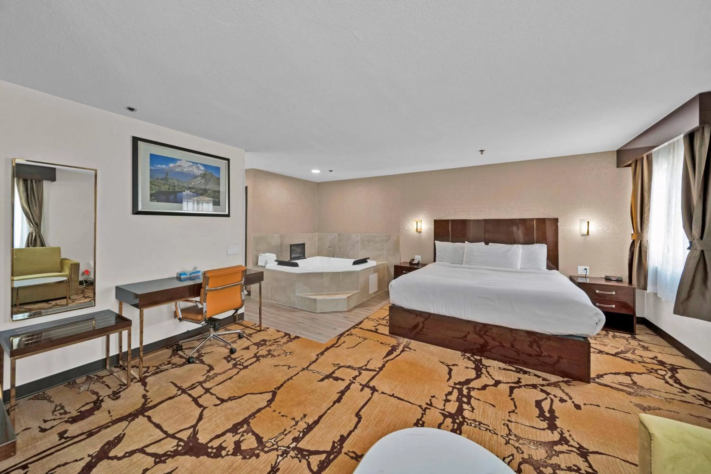 Bedroom, Bed in Baymont by Wyndham Anderson