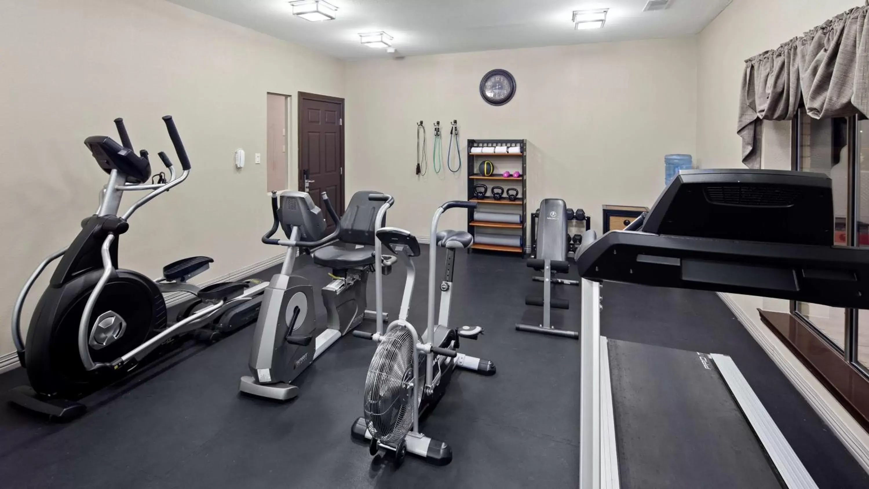 Fitness centre/facilities, Fitness Center/Facilities in Best Western near Lackland AFB Sea World