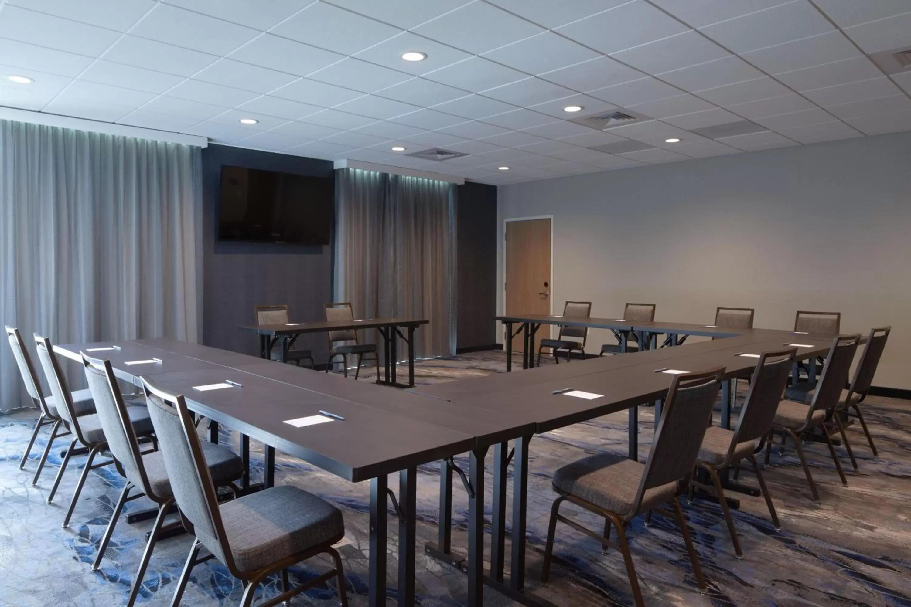 Meeting/conference room in Fairfield by Marriott Inn & Suites Palmdale West