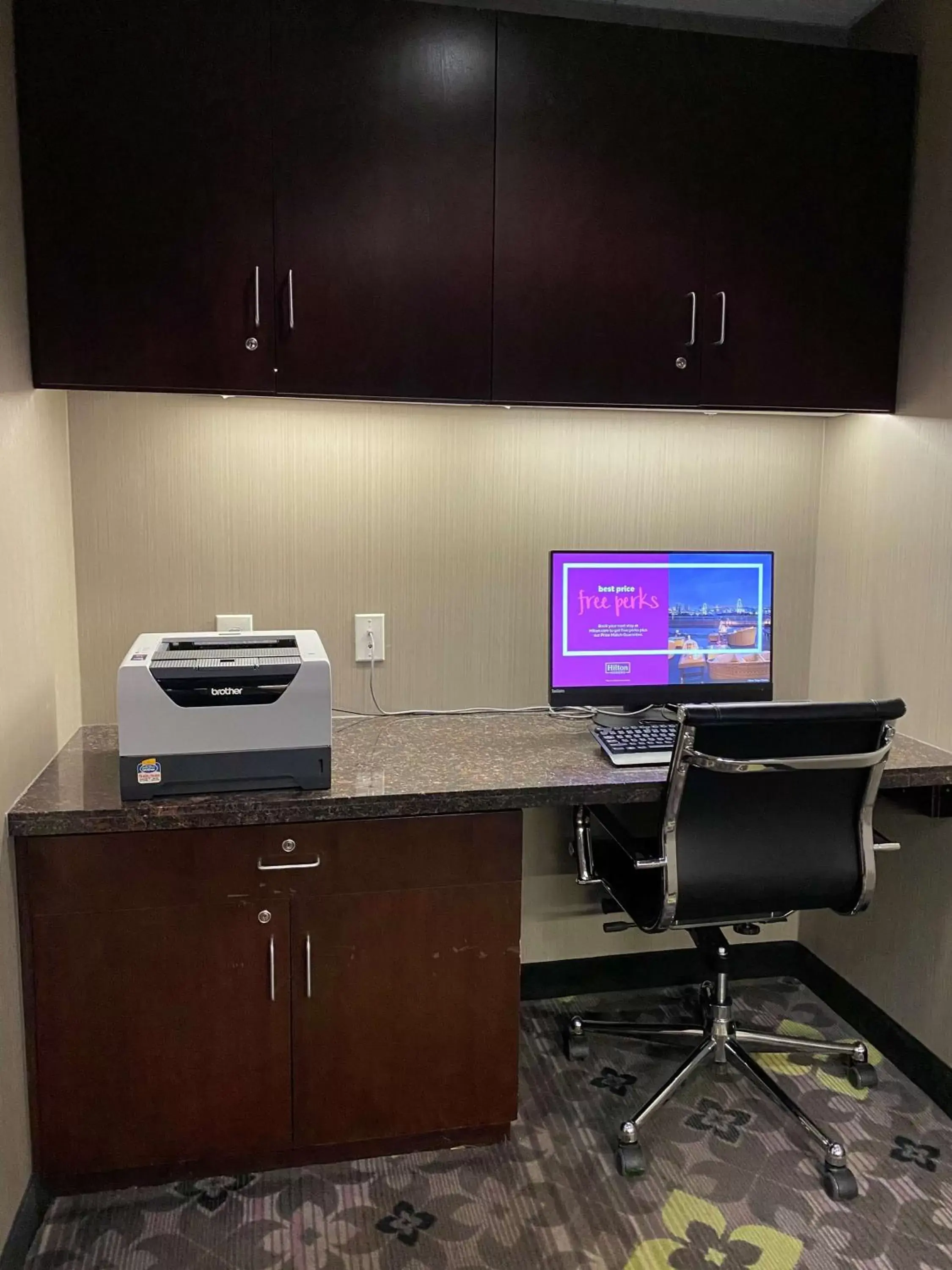 Business facilities in Hampton Inn Leesville