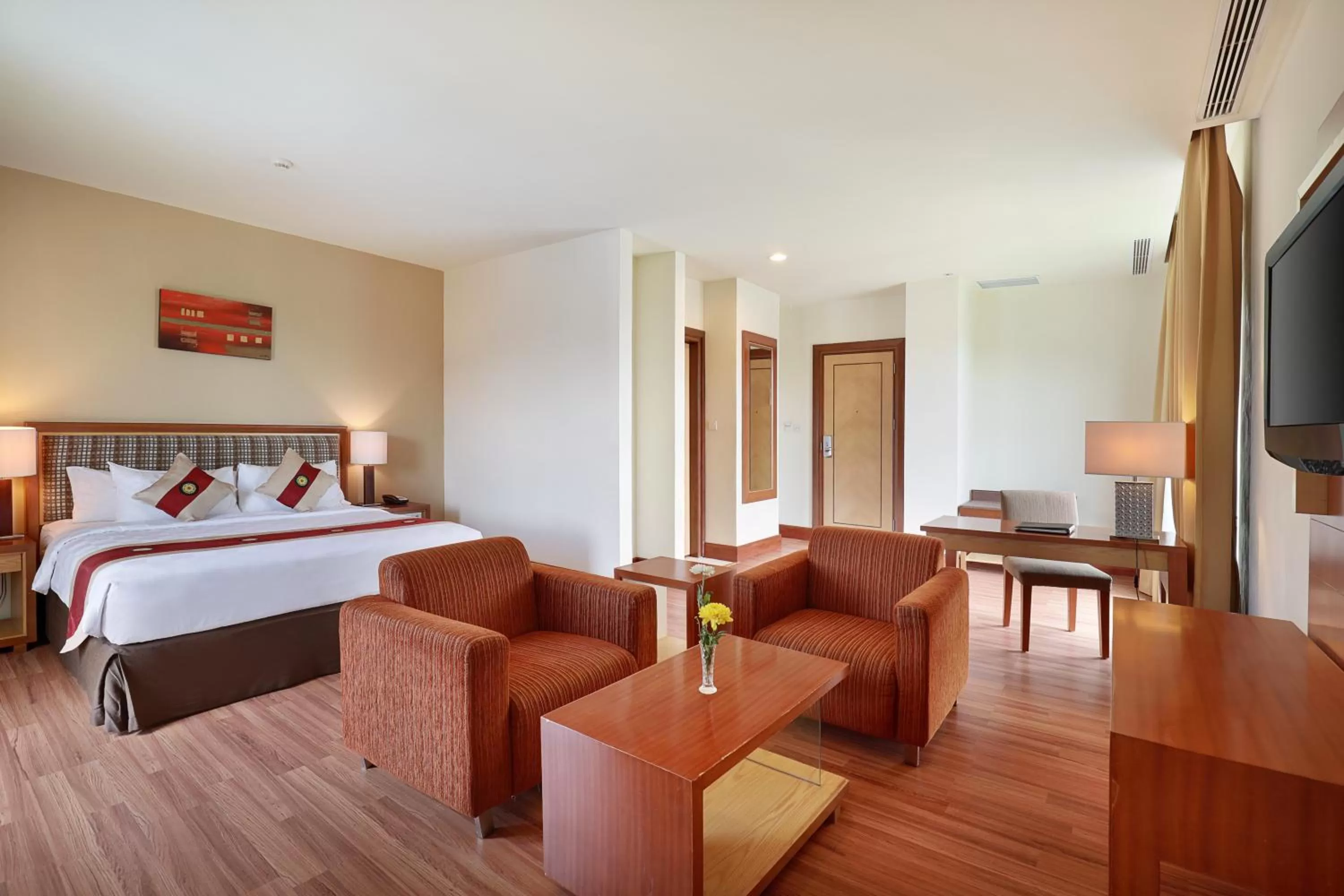 Photo of the whole room, Bed in Swiss-Belhotel Maleosan Manado