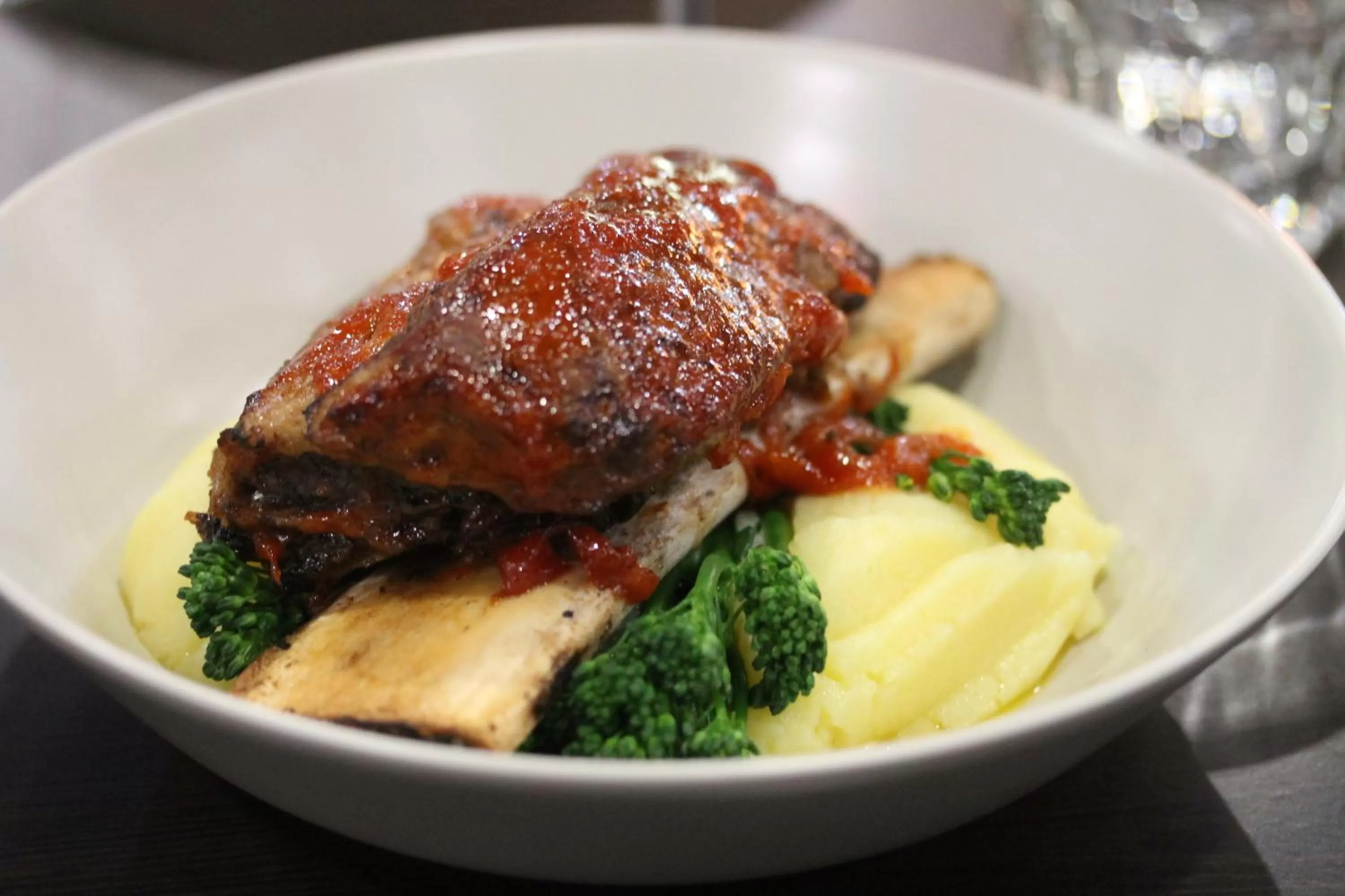 Restaurant/places to eat in Springfield Lakes Boutique Hotel