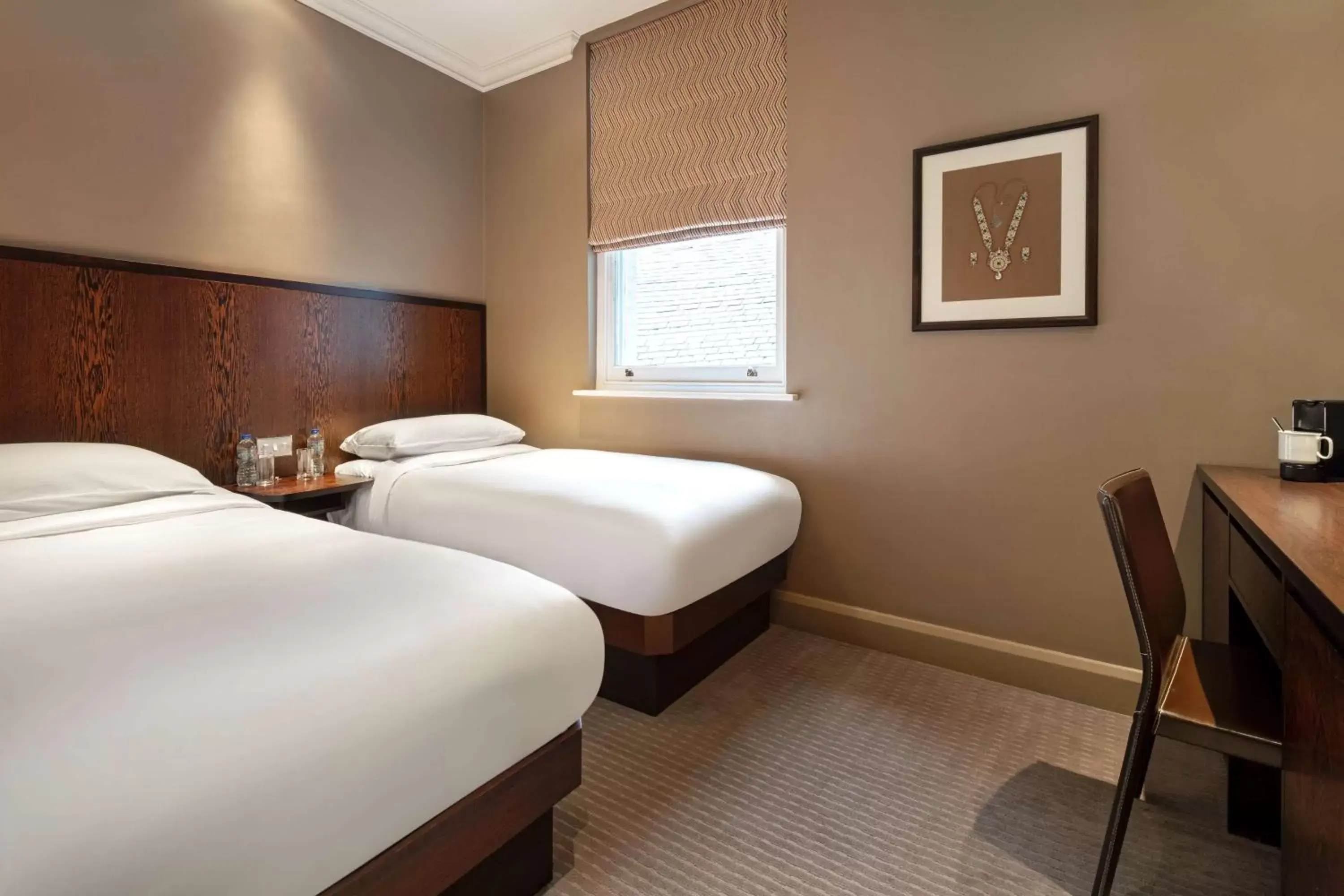 Bedroom, Bed in Radisson Blu Edwardian Sussex Hotel, London