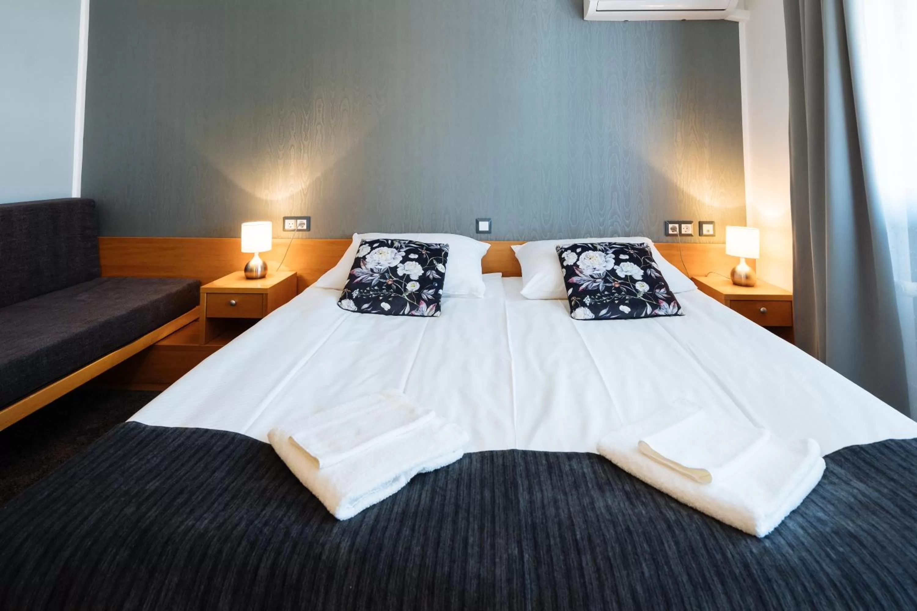 Photo of the whole room, Bed in Hotel GH Kolinska