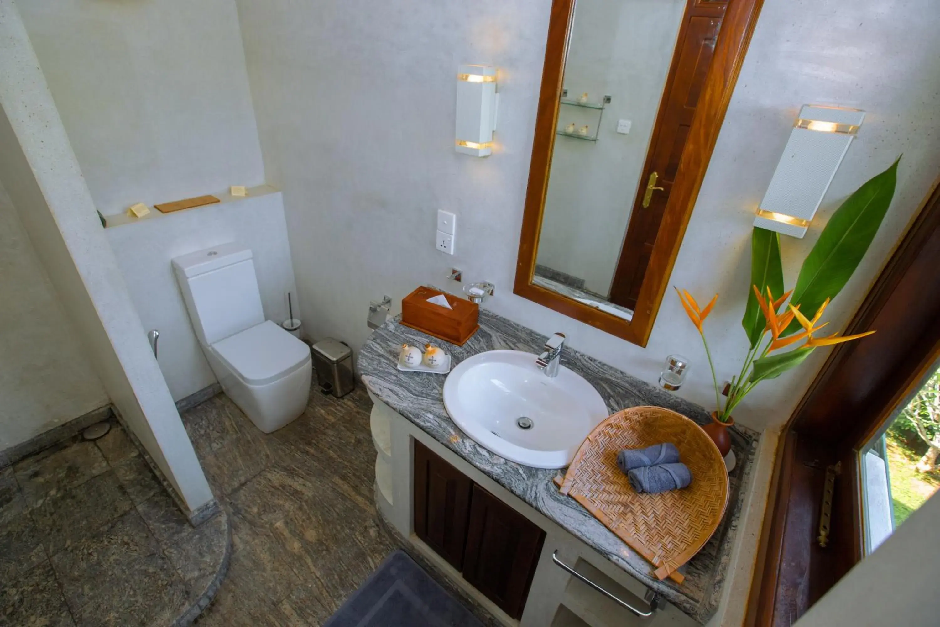 Bathroom in Niyagama House