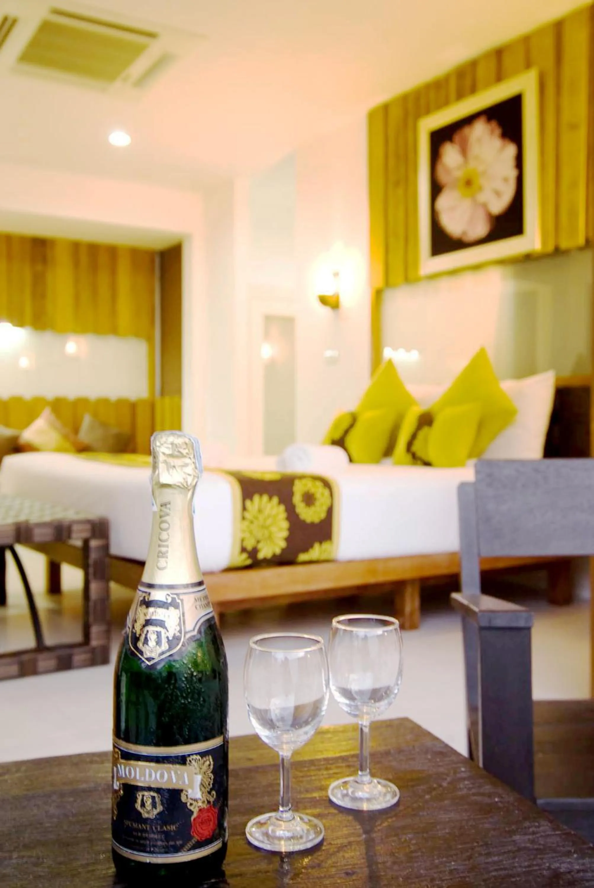 Summer in Lawana Escape