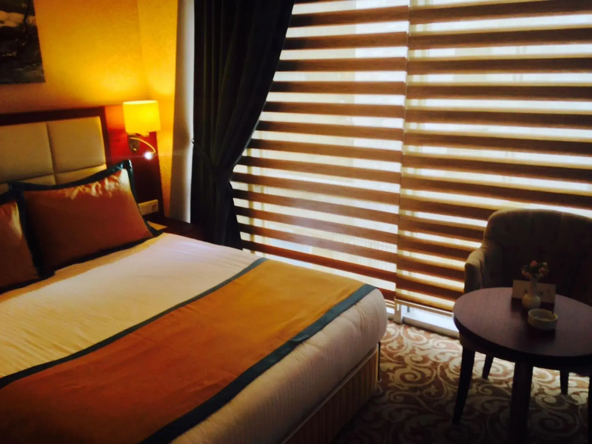 Photo of the whole room, Bed in Asrin Business Hotel K?z?lay