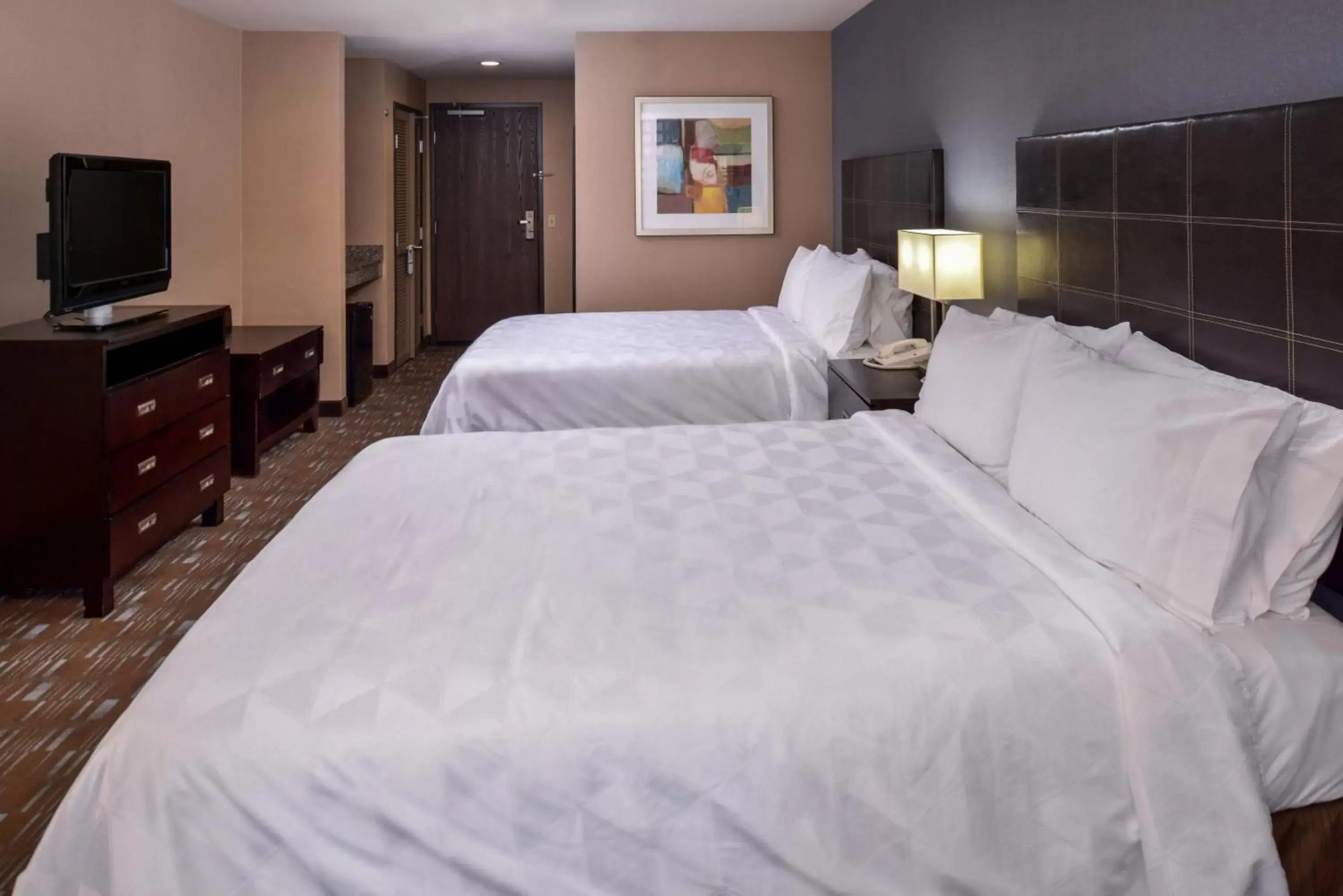 Photo of the whole room, Bed in Holiday Inn Ontario Airport - California, an IHG Hotel