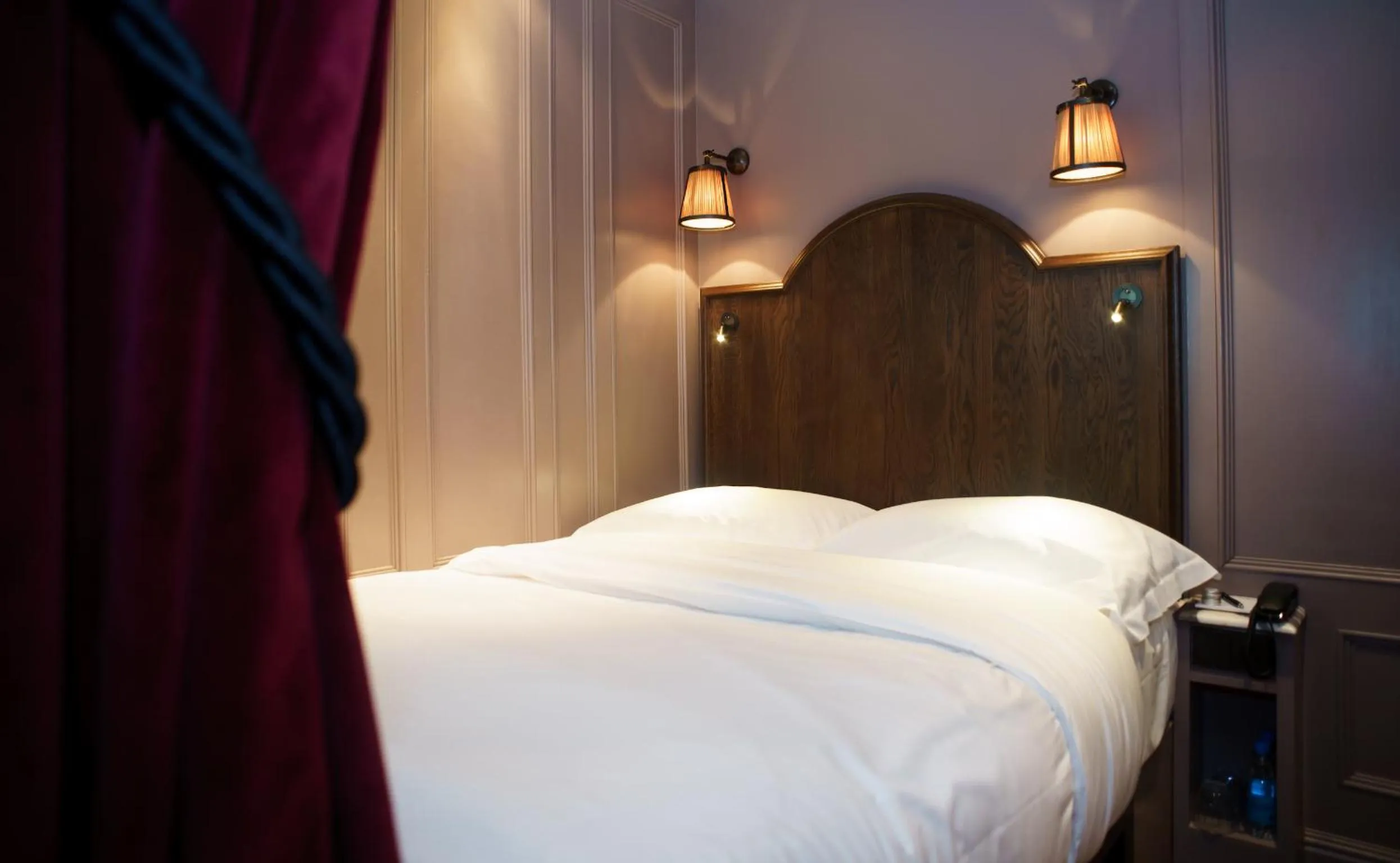 Bed in Mimi's Hotel Soho