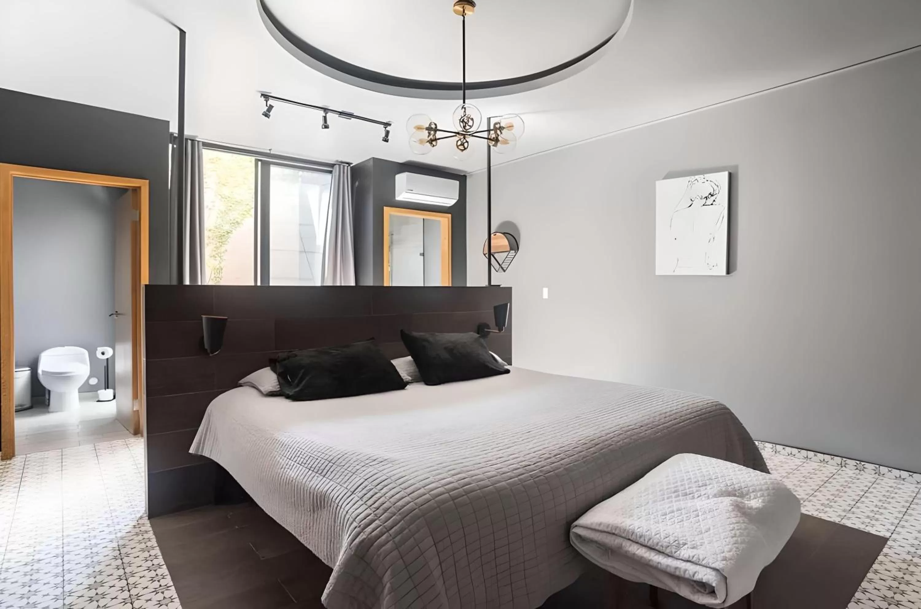 Bed in The Studios 22800