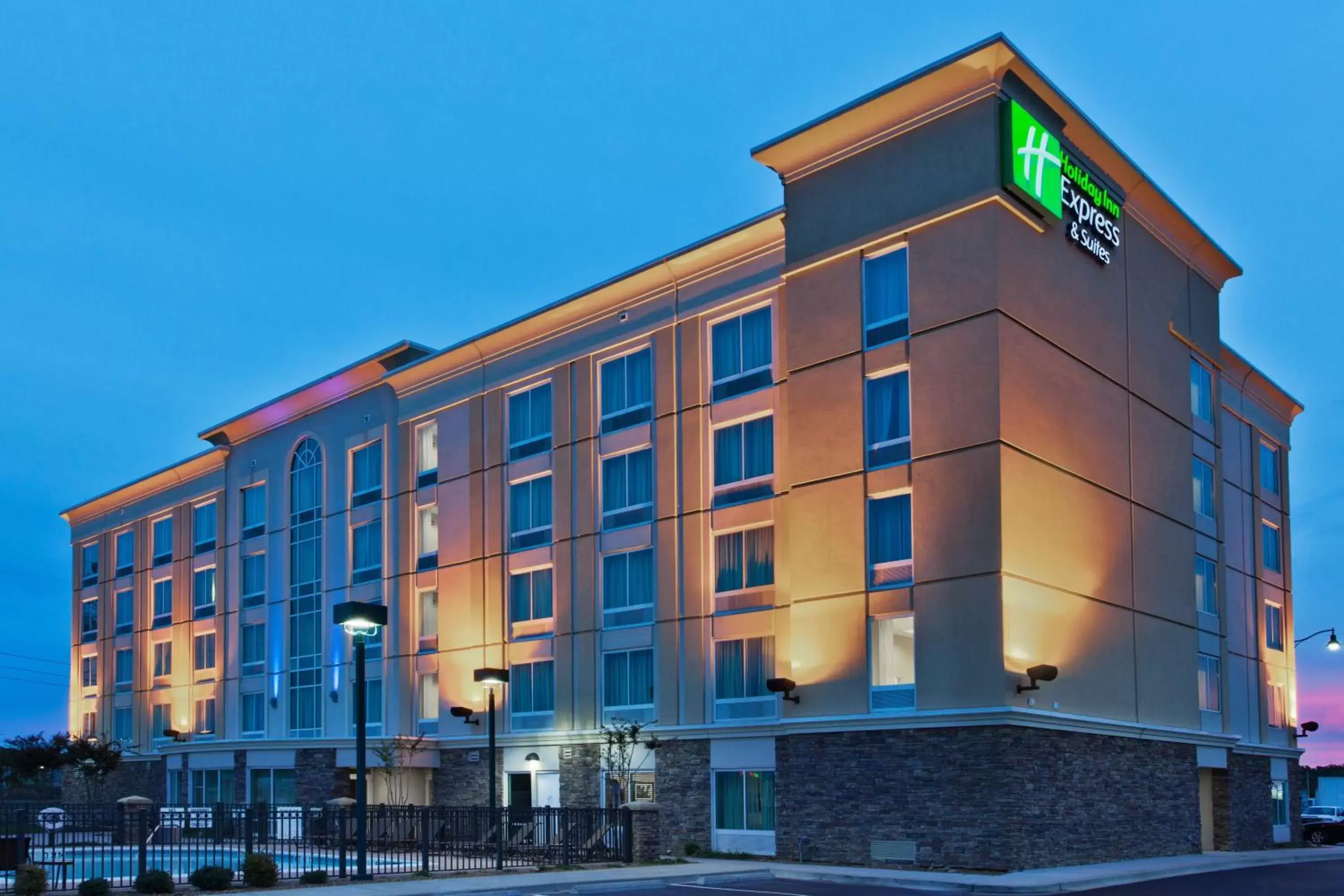 Property Building in Holiday Inn Express Hotel & Suites Jackson Northeast, an IHG Hotel