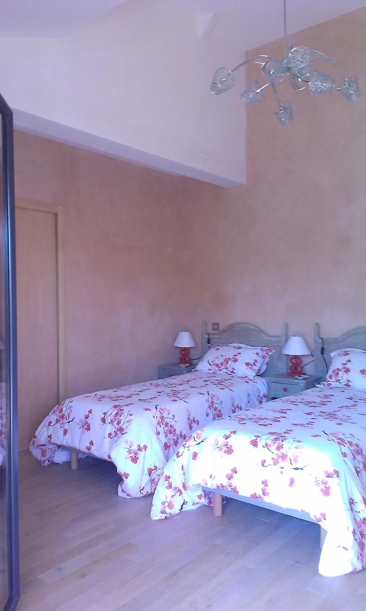 Bed in Homgaïa chambres d'hôtes
