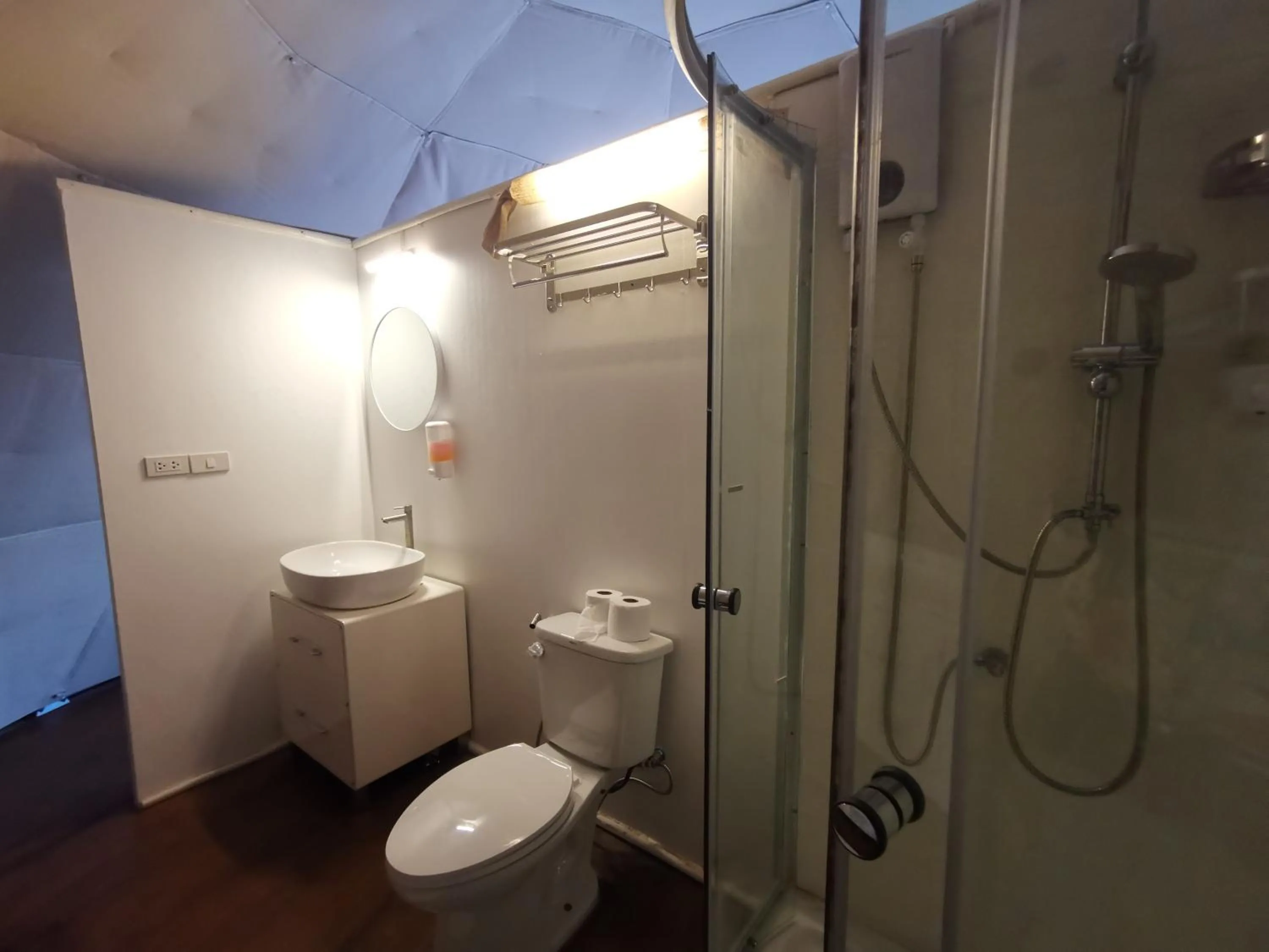 Shower in Eco Lanta Hideaway Beach Resort