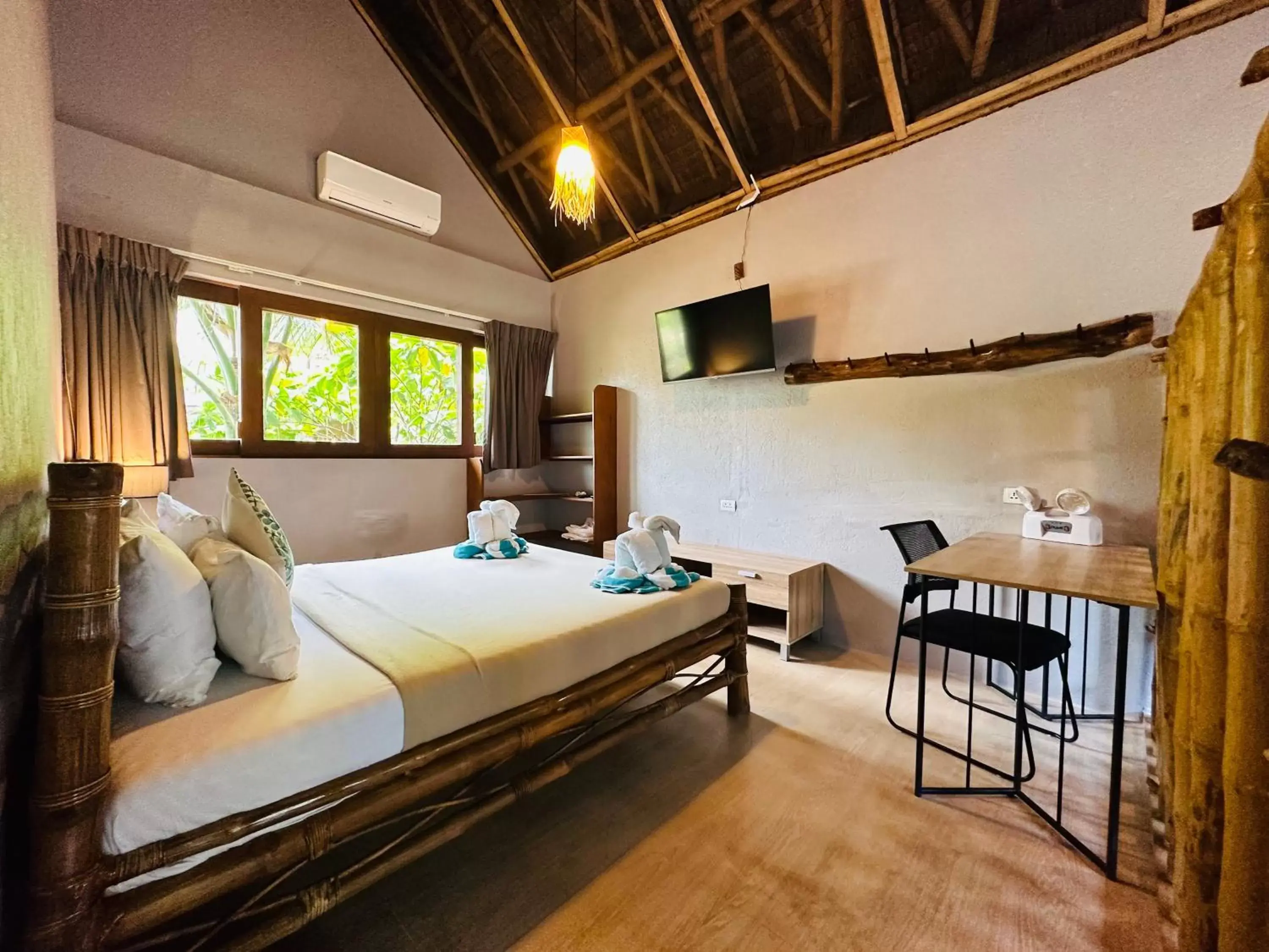 Bed in Buko Beach Resort