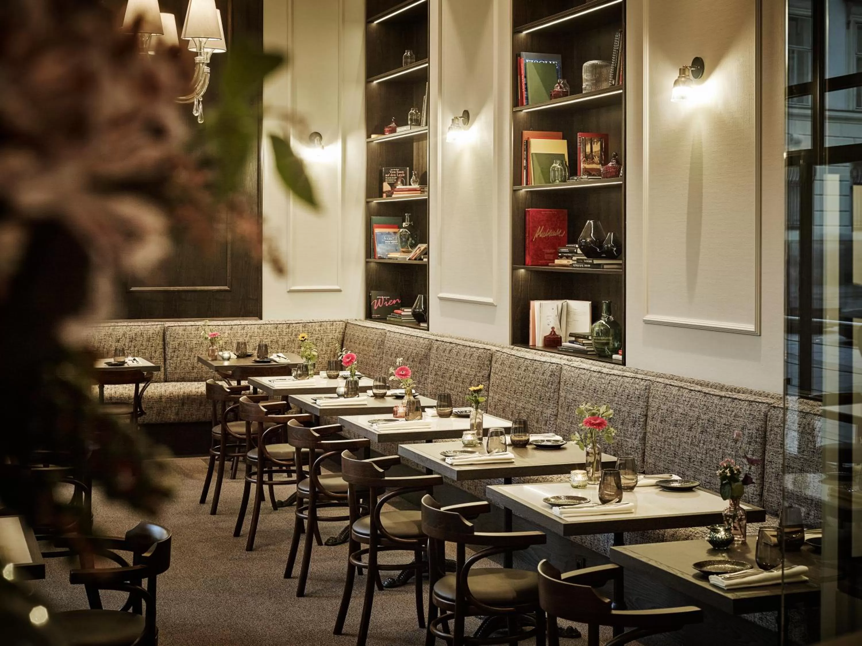 Restaurant/places to eat in Steigenberger Hotel Herrenhof