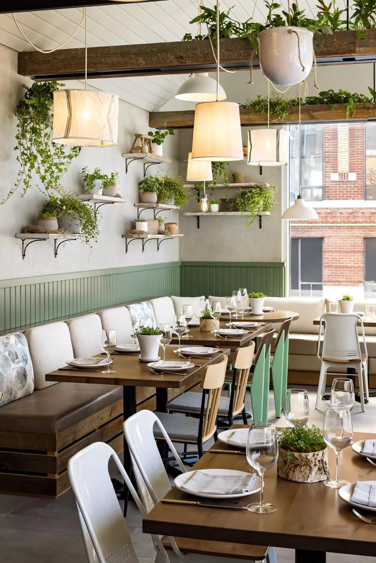 Restaurant/places to eat in 1 Hotel Toronto