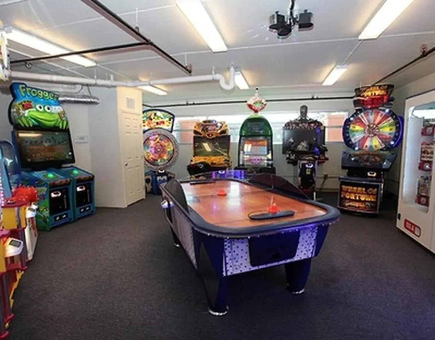 Game Room, Casino in Vacation Village at Parkway