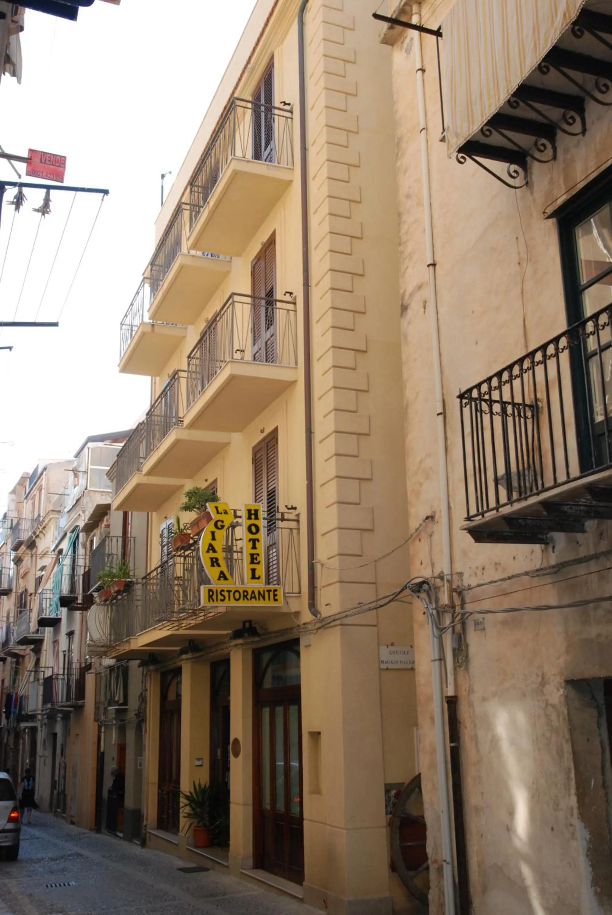 Facade/entrance in Hotel La Giara