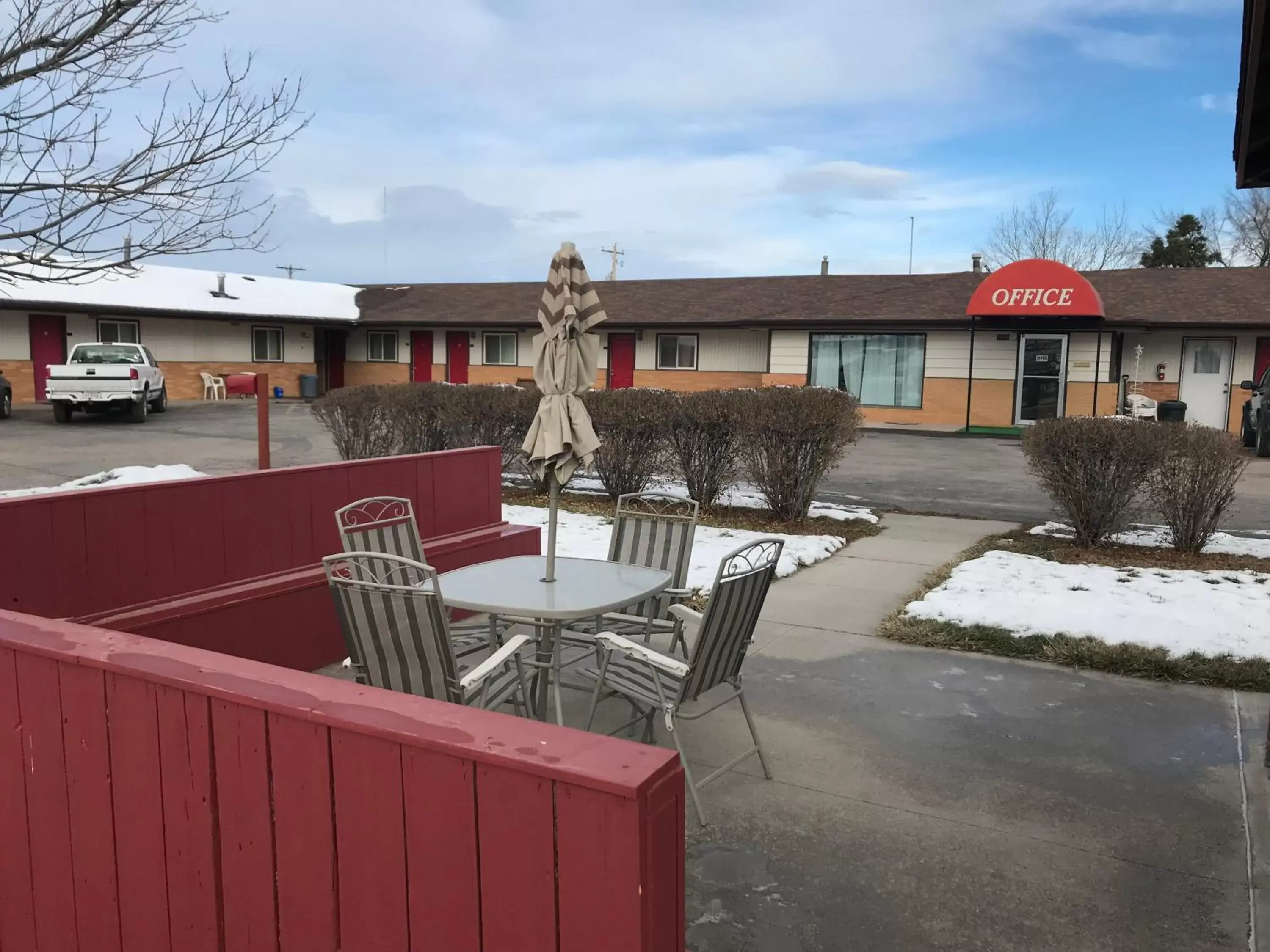 Property building in Motel Grand Property building in Motel Grand