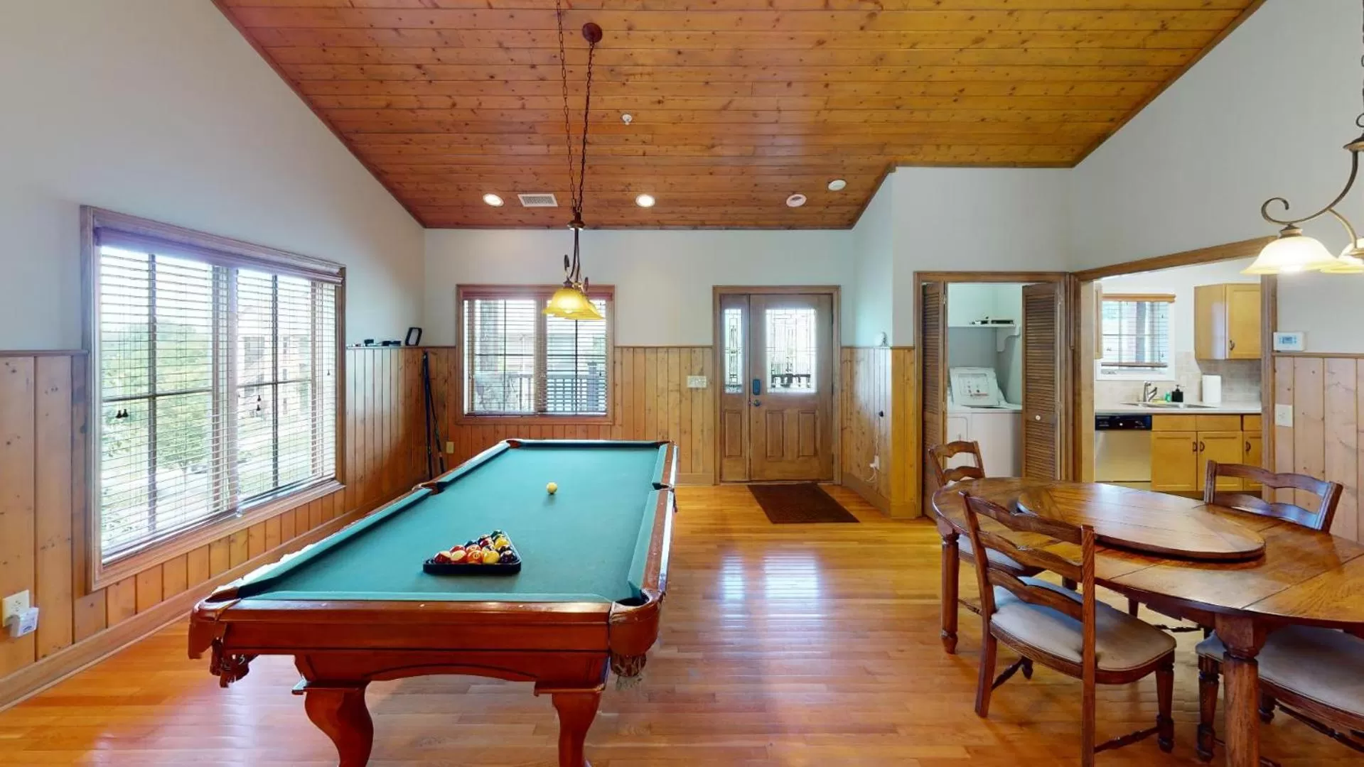 Billiard in Viewpoint Condominiums