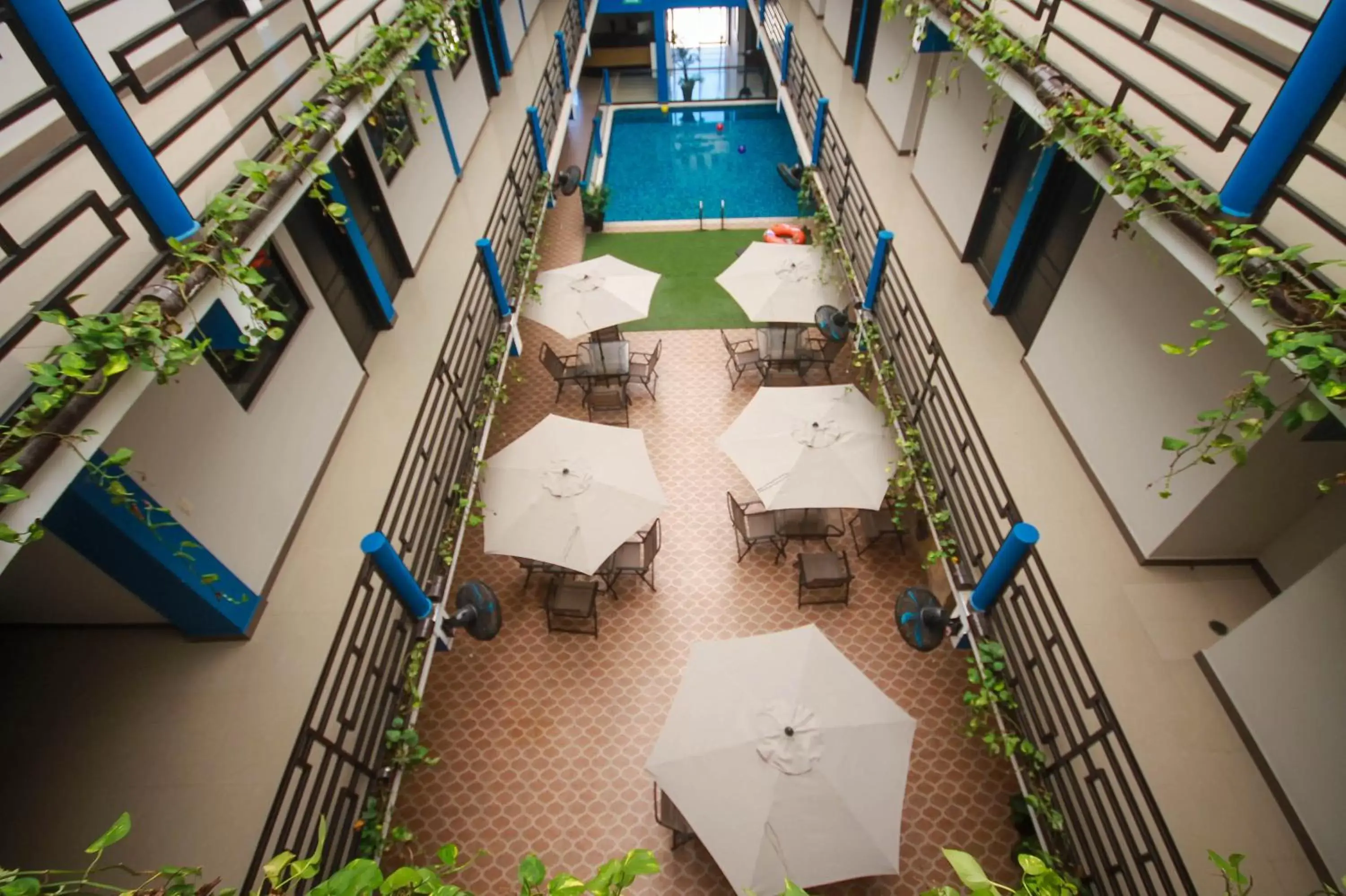 Pool View in Hotel Castillo Del Rey