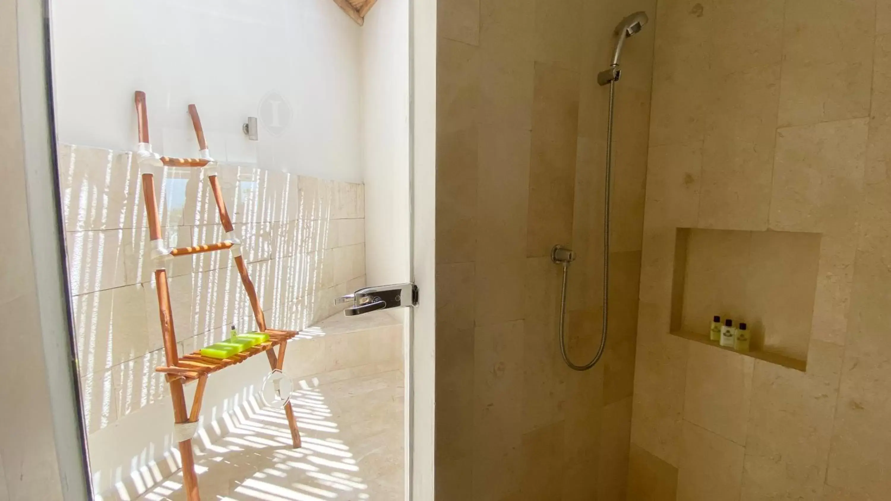 Bathroom in InterContinental Presidente Cancun Resort