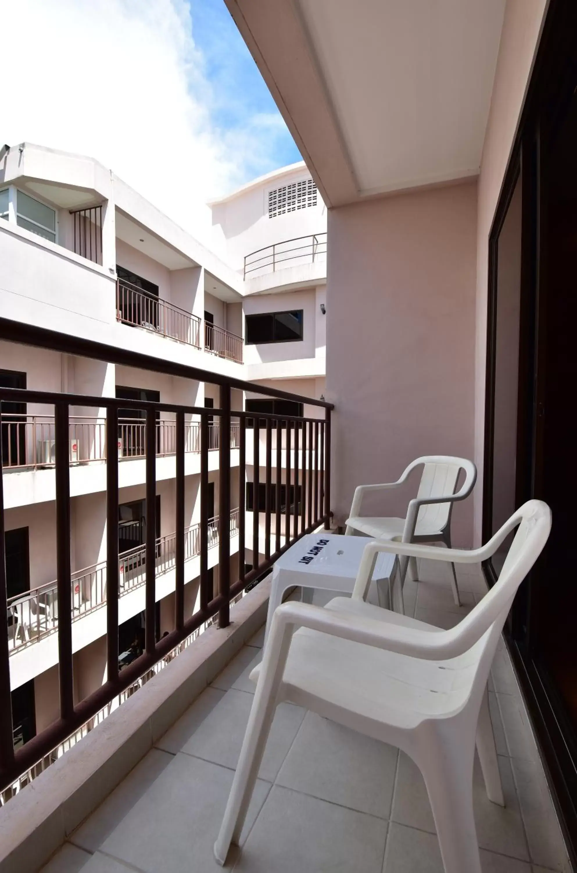 Balcony/Terrace in Dynasty Inn Pattaya