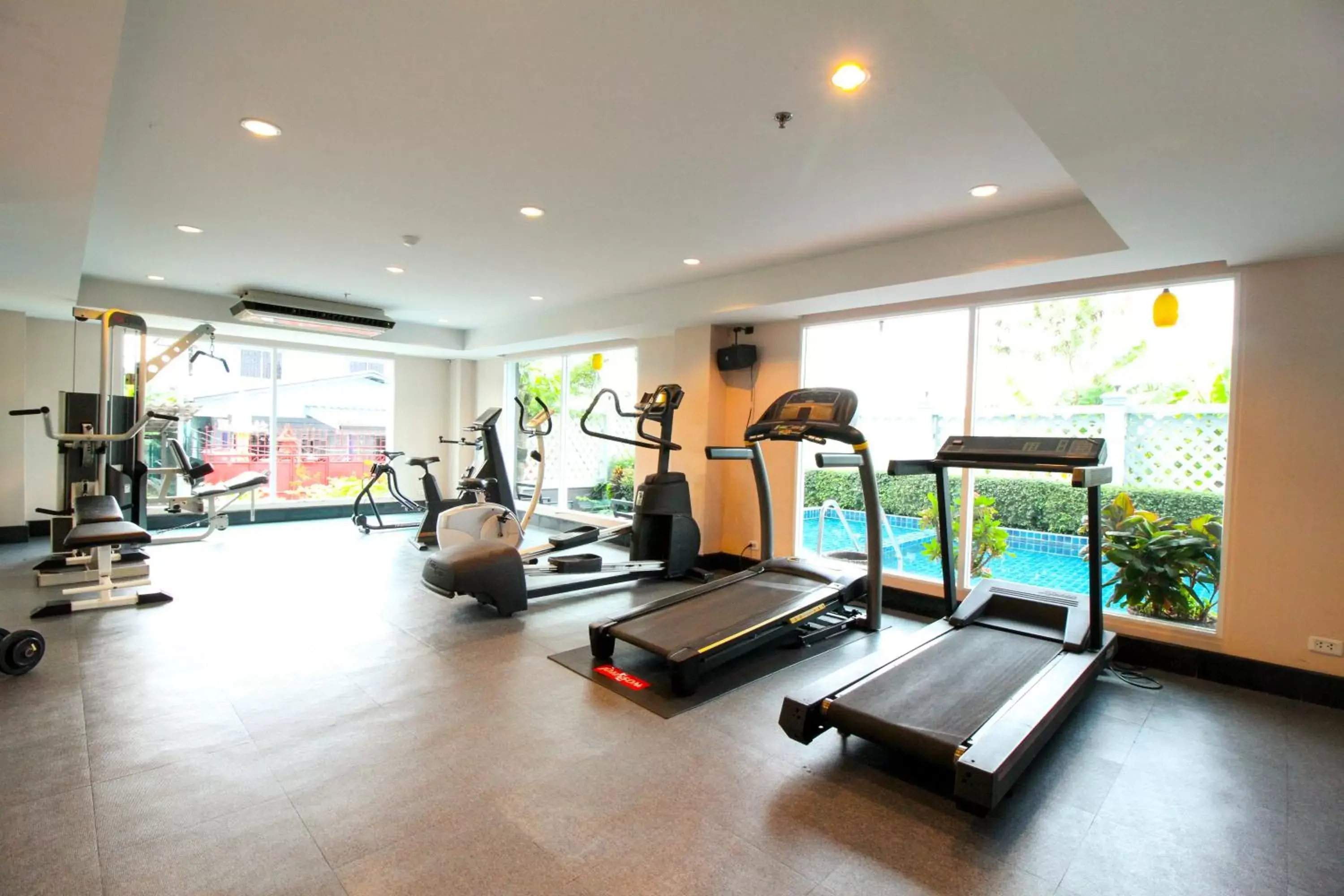 Fitness centre/facilities, Fitness Center/Facilities in Convenient Grand Hotel SHA Extra Plus