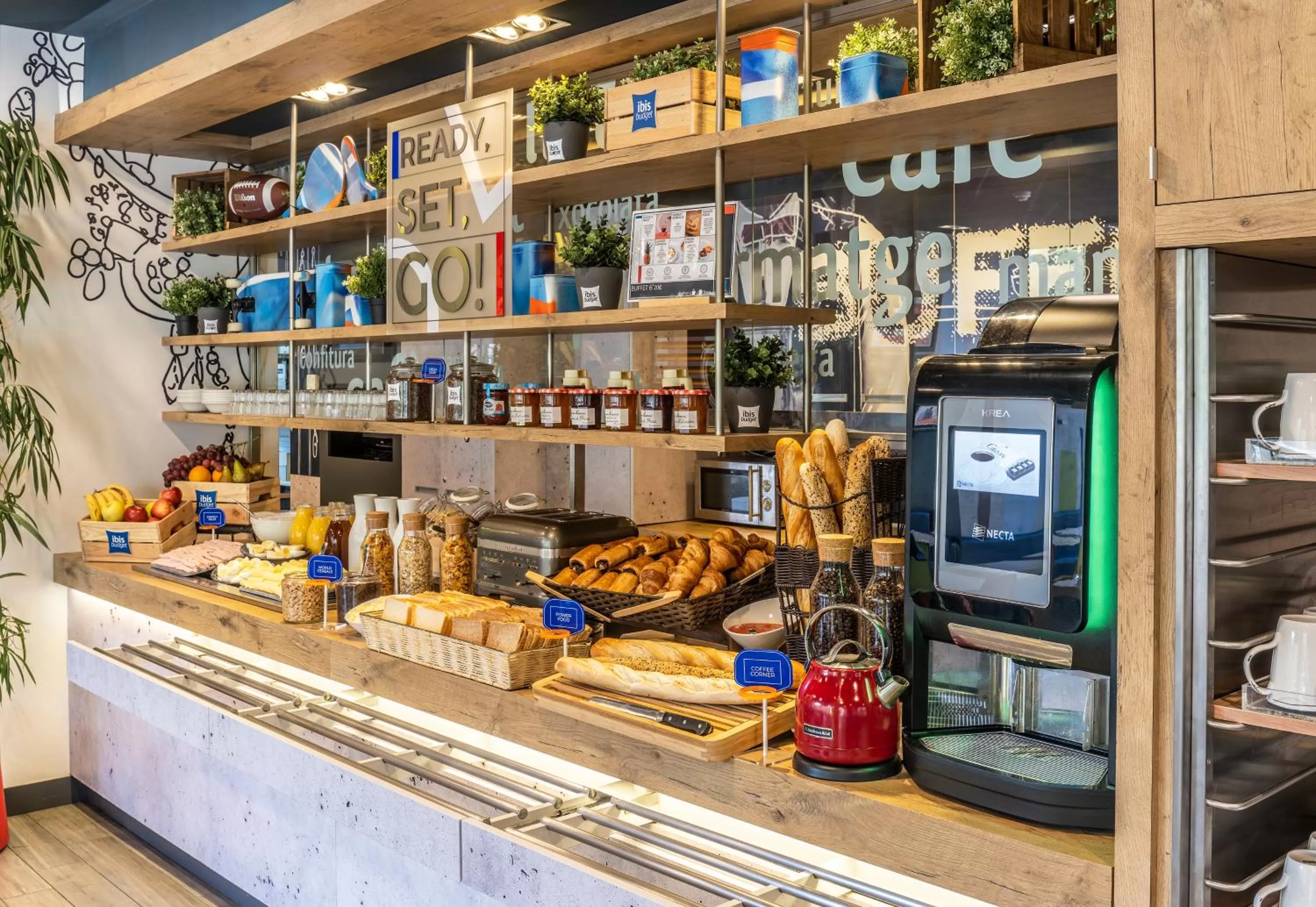 Coffee/tea facilities in Ibis Budget Barcelona Sant Andreu De La Barca
