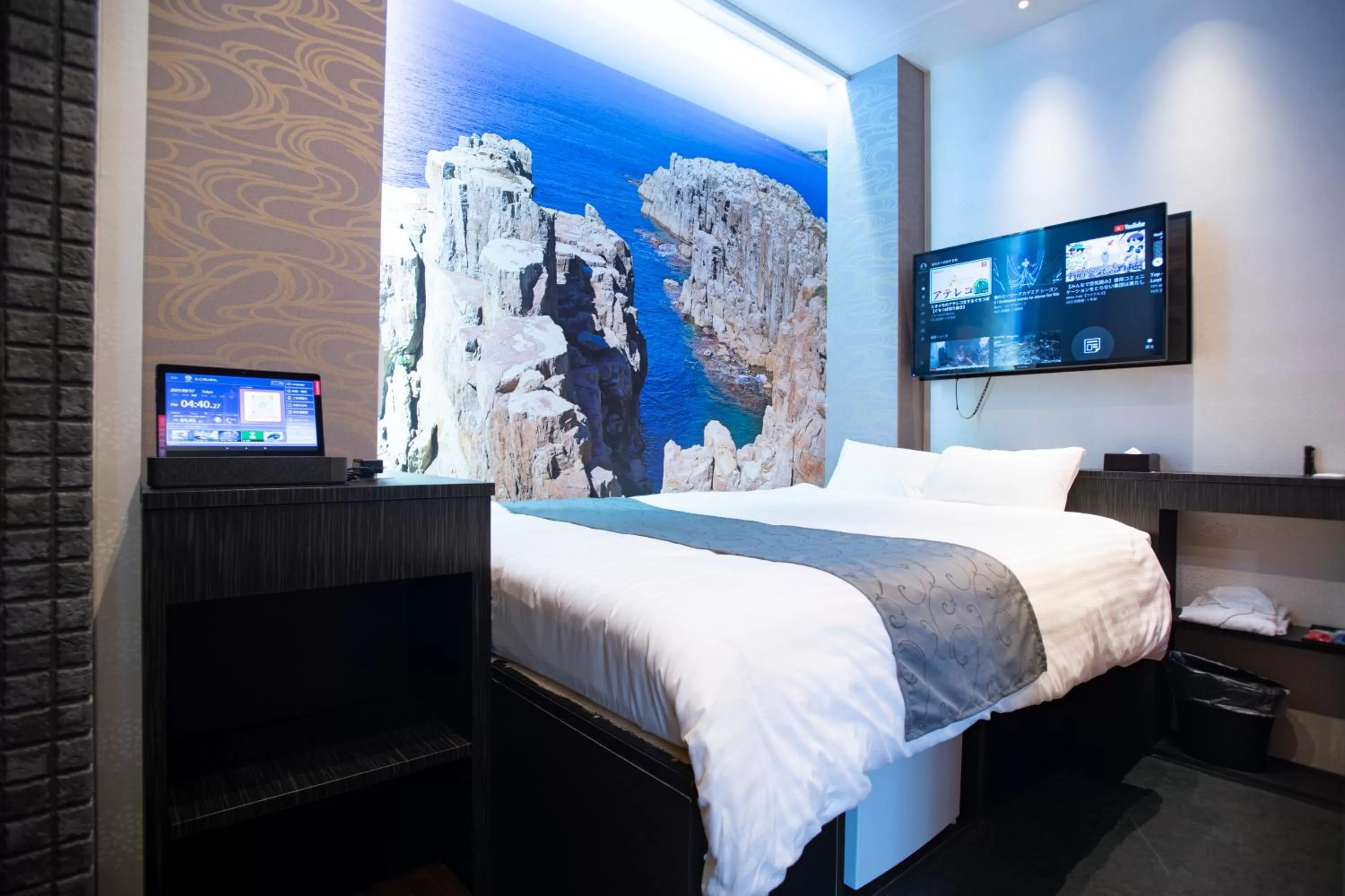 Photo of the whole room, Bed in Hotel Xcell Hiroshima Nagarekawa