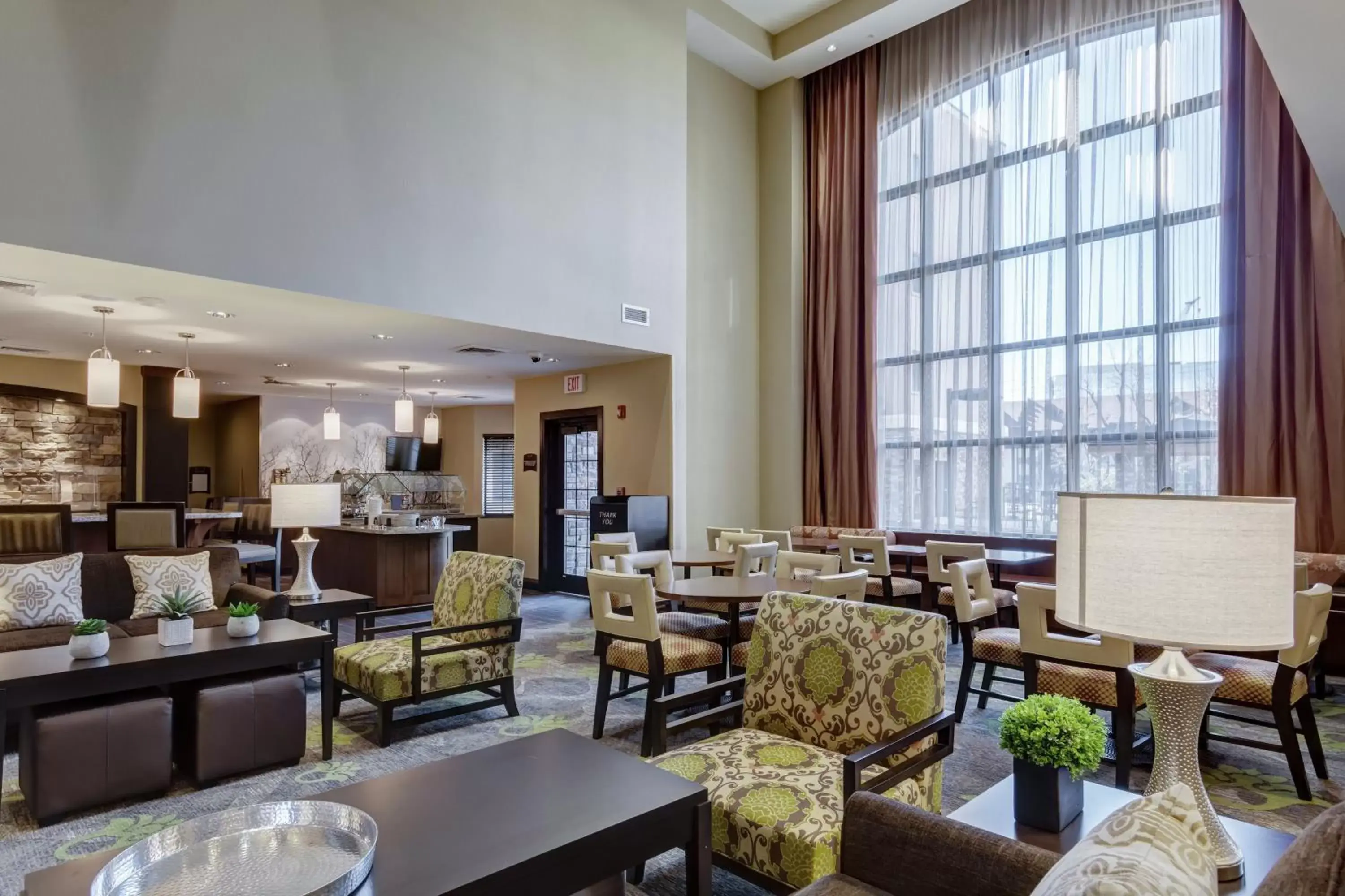 Property building, Restaurant/Places to Eat in Staybridge Suites St Louis - Westport, an IHG hotel