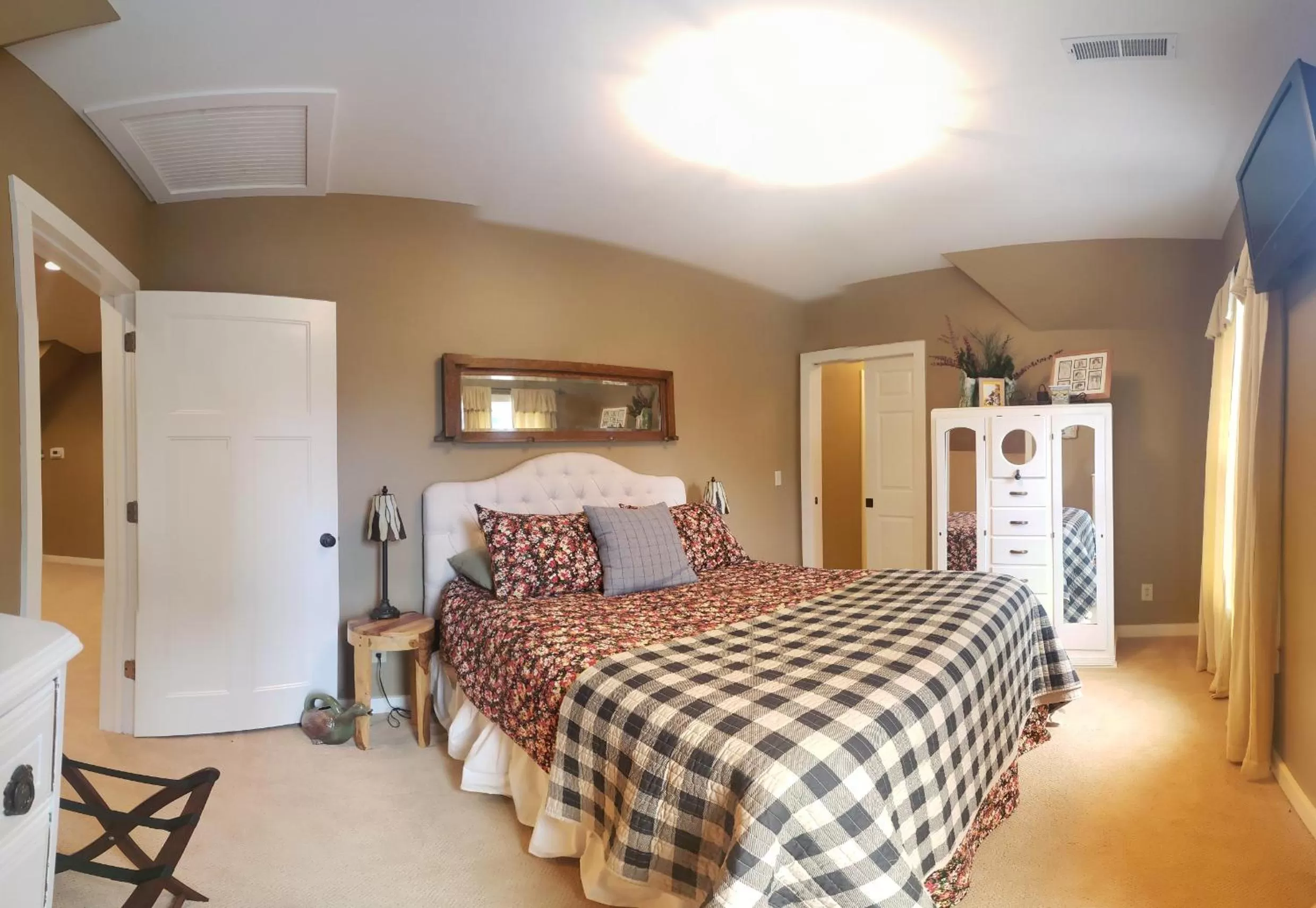 Bed in Chocolate Mansion