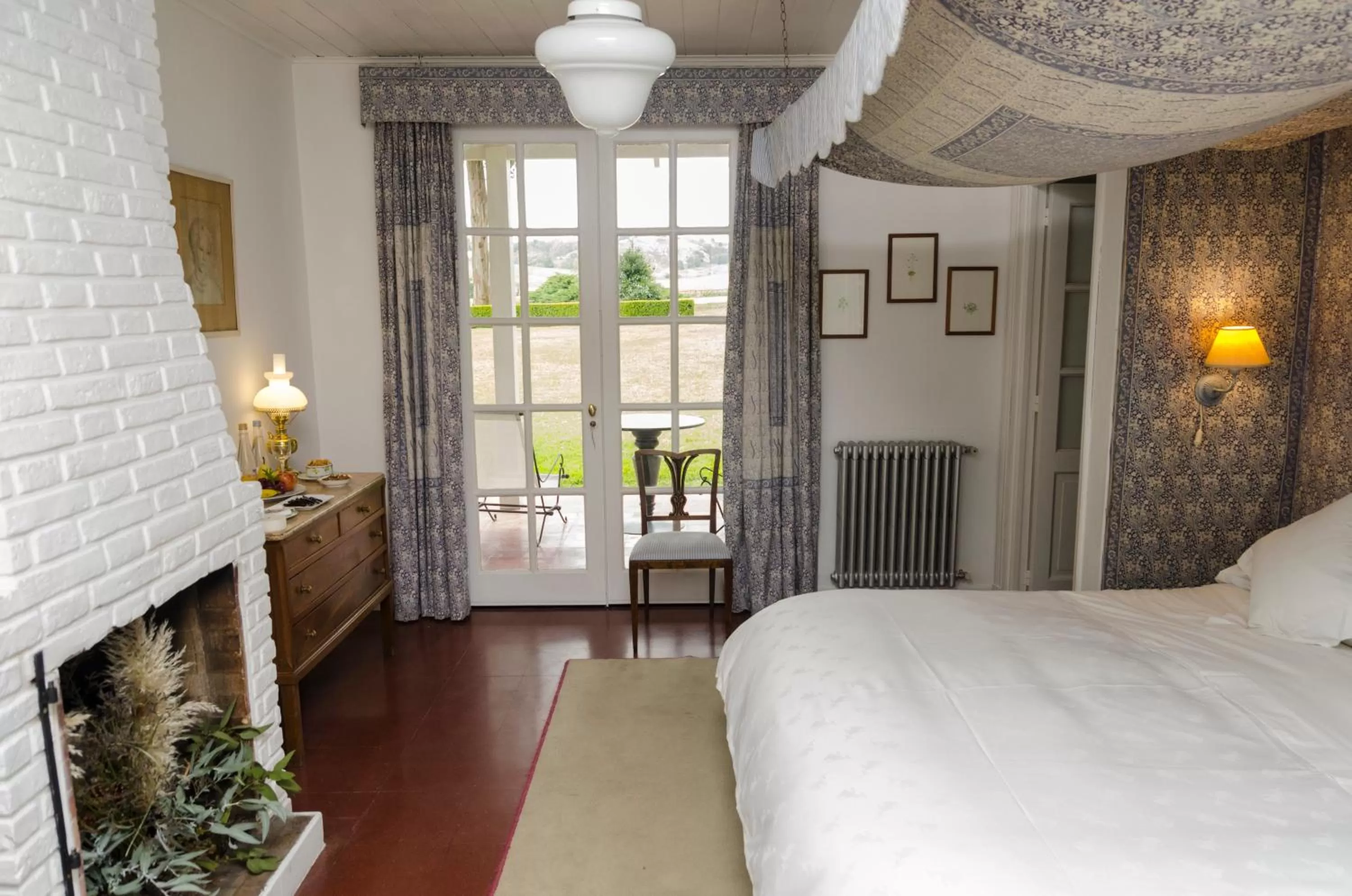 Bed in Estancia Ave María