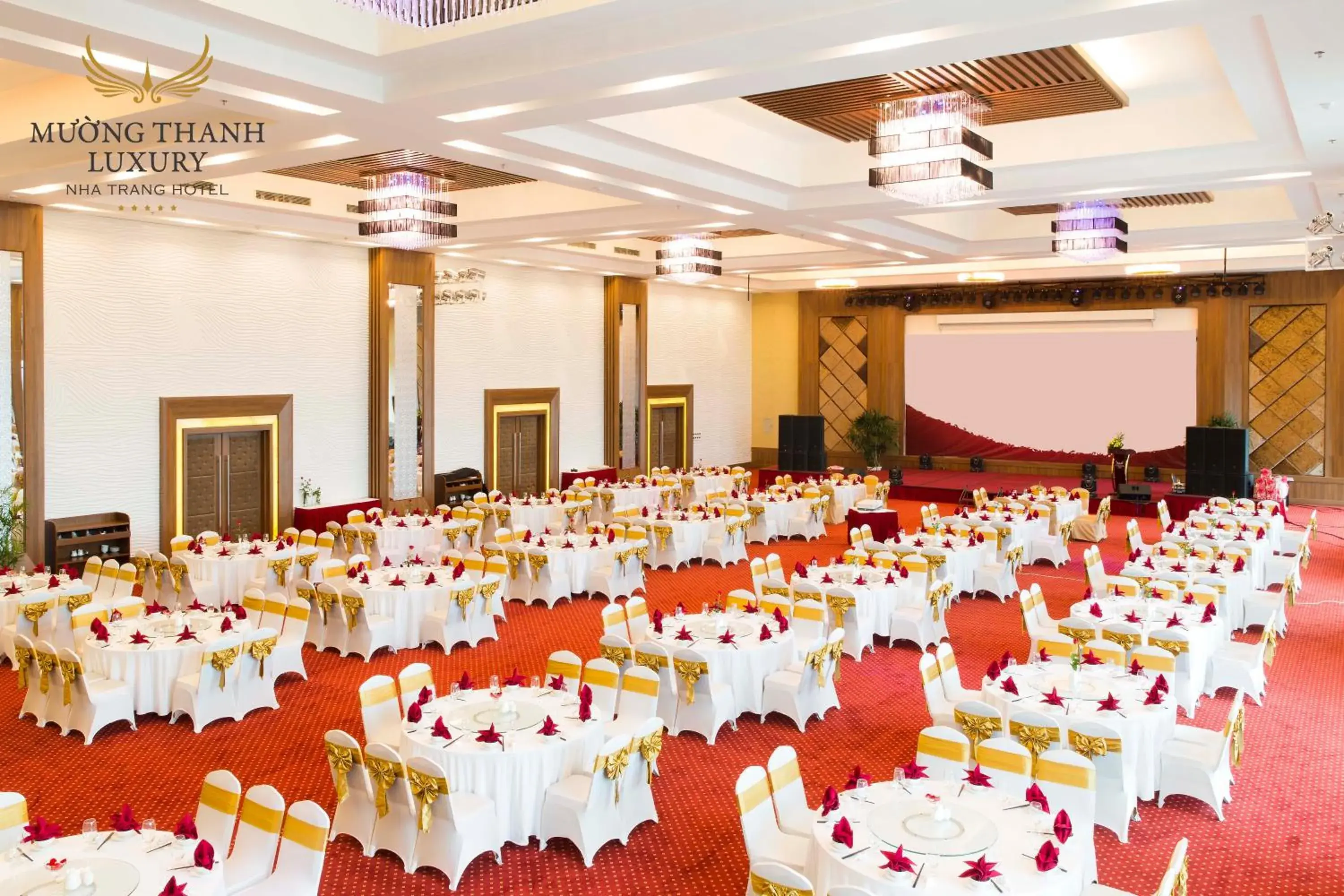 Property building, Banquet Facilities in Muong Thanh Luxury Nha Trang Hotel