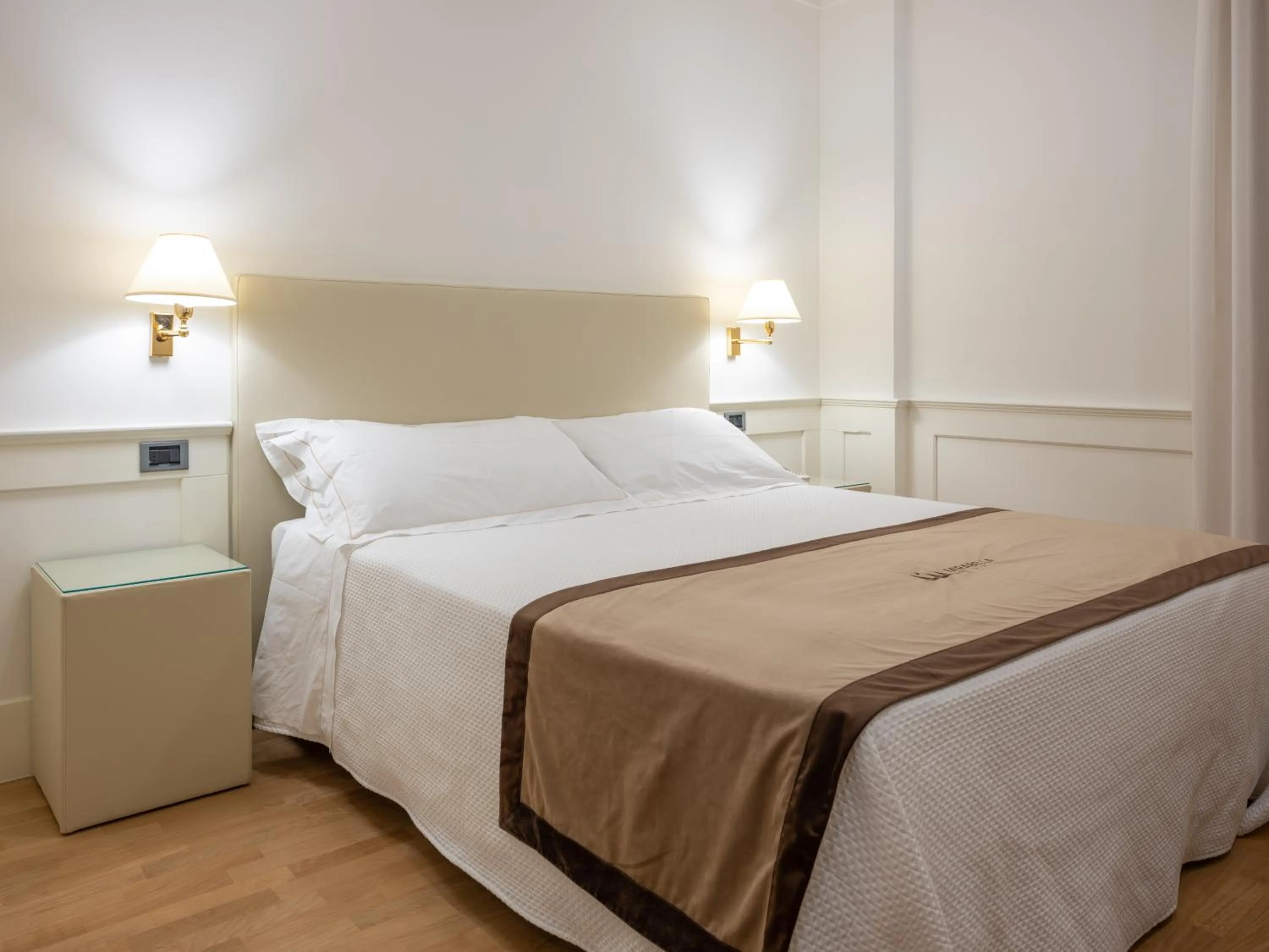 Bedroom, Bed in Mirabella Hotel