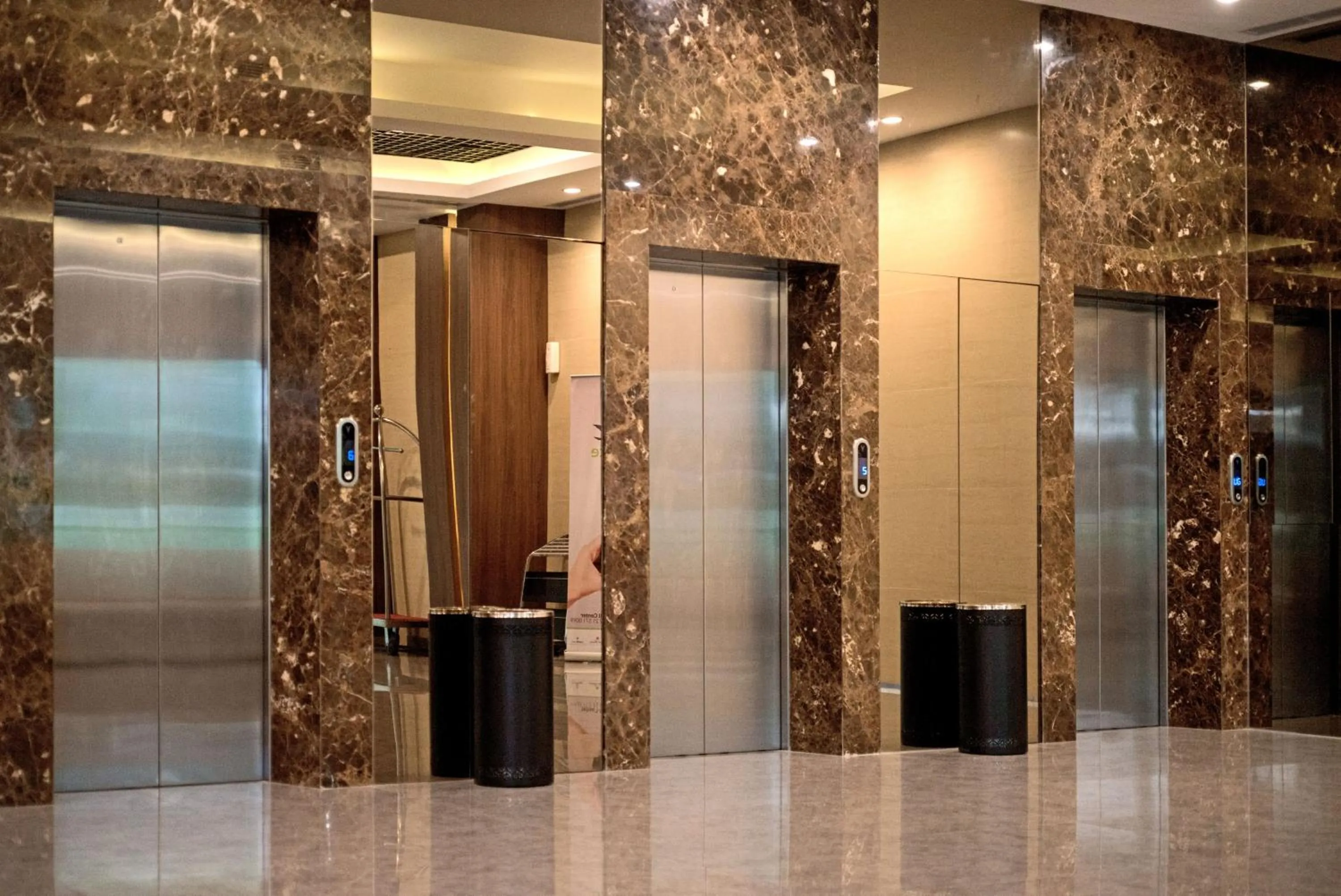 Area and facilities in Grand Whiz Poins Simatupang Jakarta