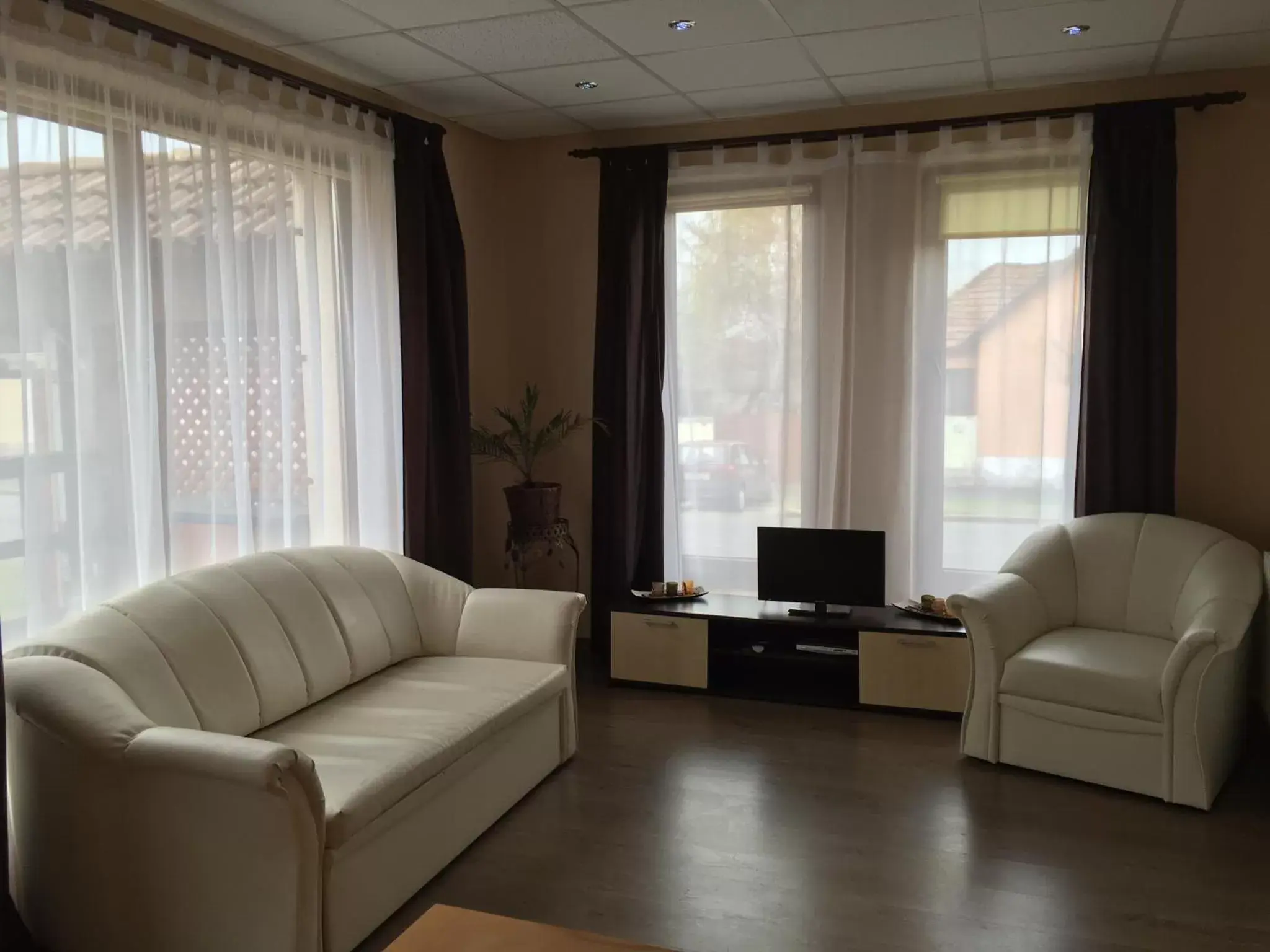 Two-Bedroom Apartment - single occupancy in Abszolút Hotel és Panzió Two-Bedroom Apartment - single occupancy in Abszolút Hotel és Panzió