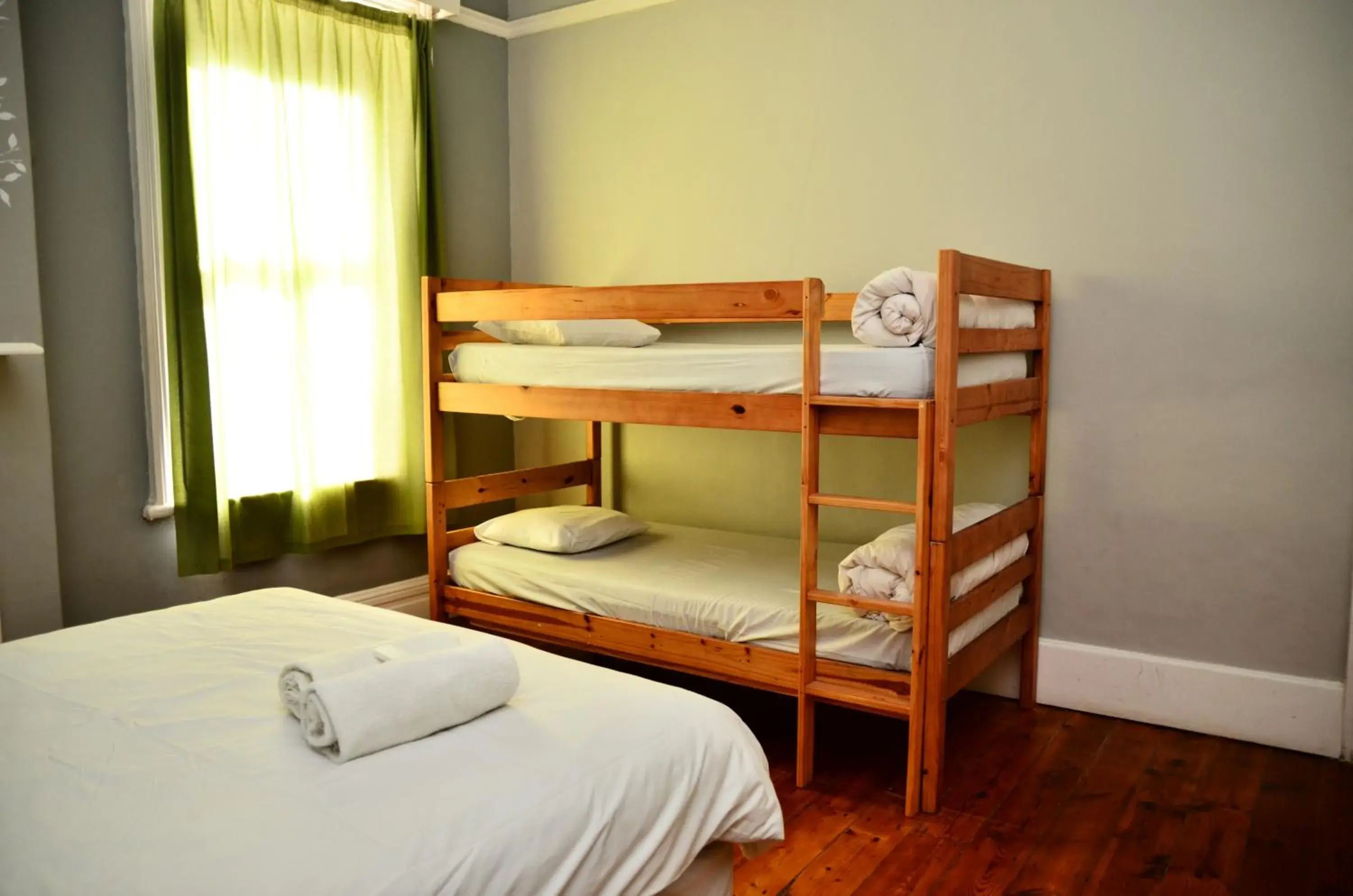 Bed, Bunk Bed in Big Blue Backpackers